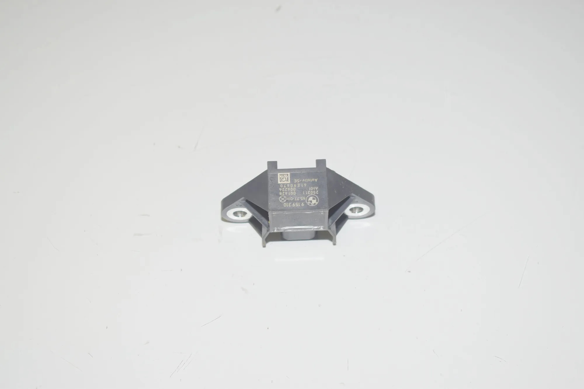 Rear Right Impact Sensor – OEM 65779159310 · BMW 5 (F10) 530 d 2011 – 3