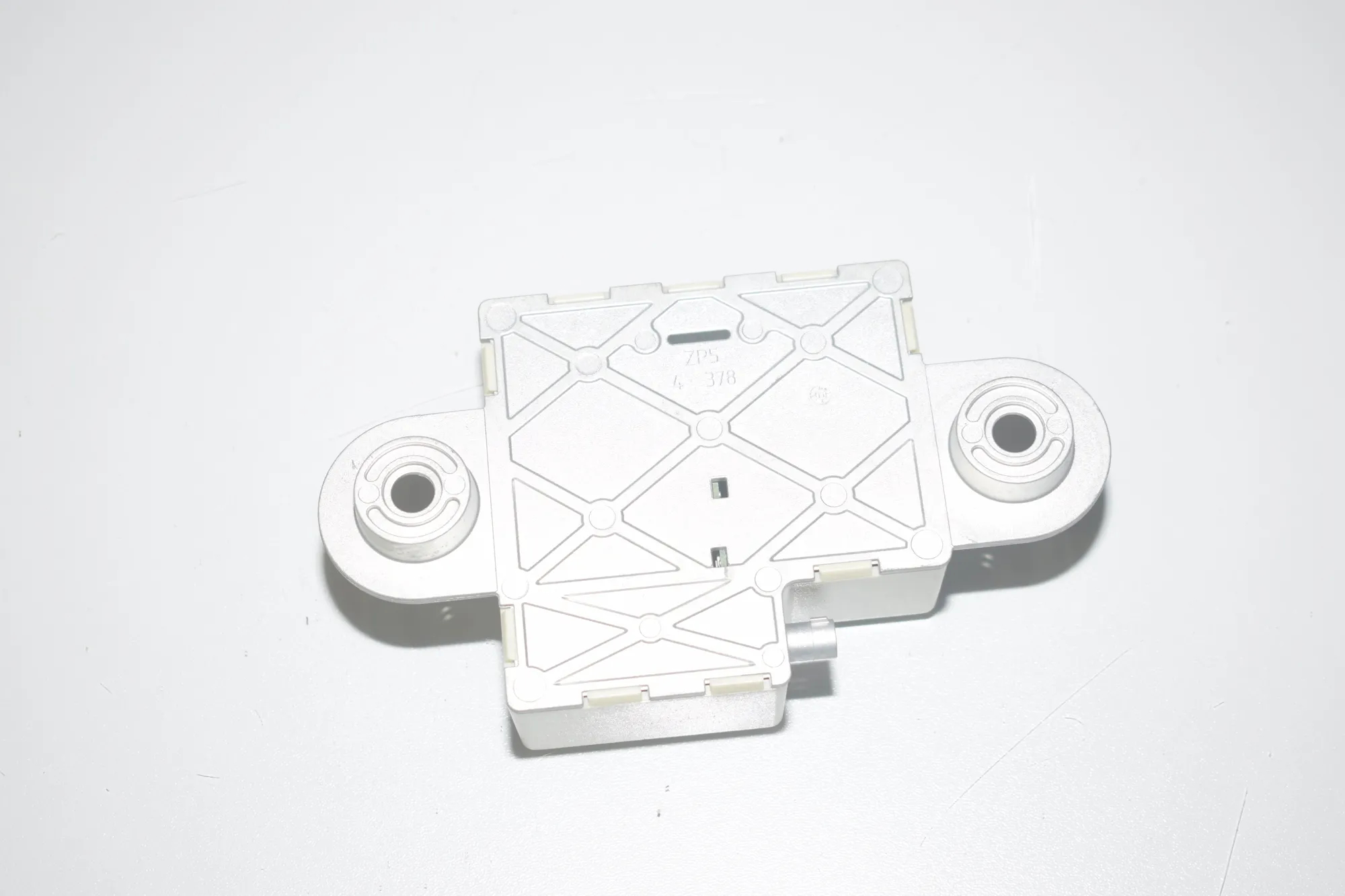 Antenna – OEM 65206935024 · BMW 5 (F10) 530 d 2011 – 3