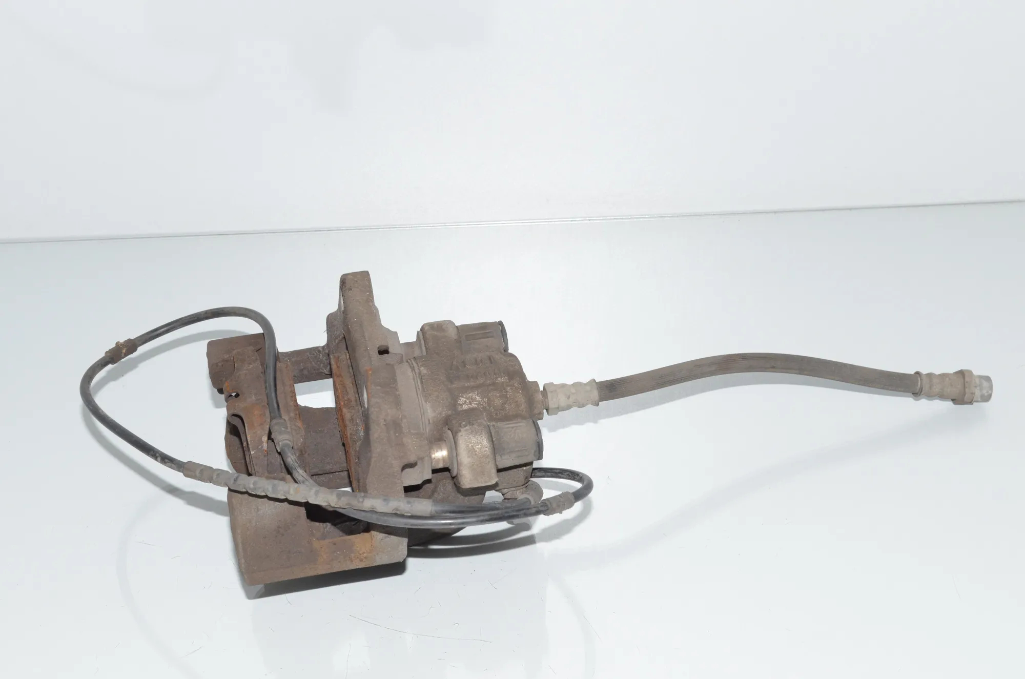 Rear Right Brake Caliper – OEM 34216850858 · BMW 3 Touring (F31) 320 d xDrive 2017 – 3