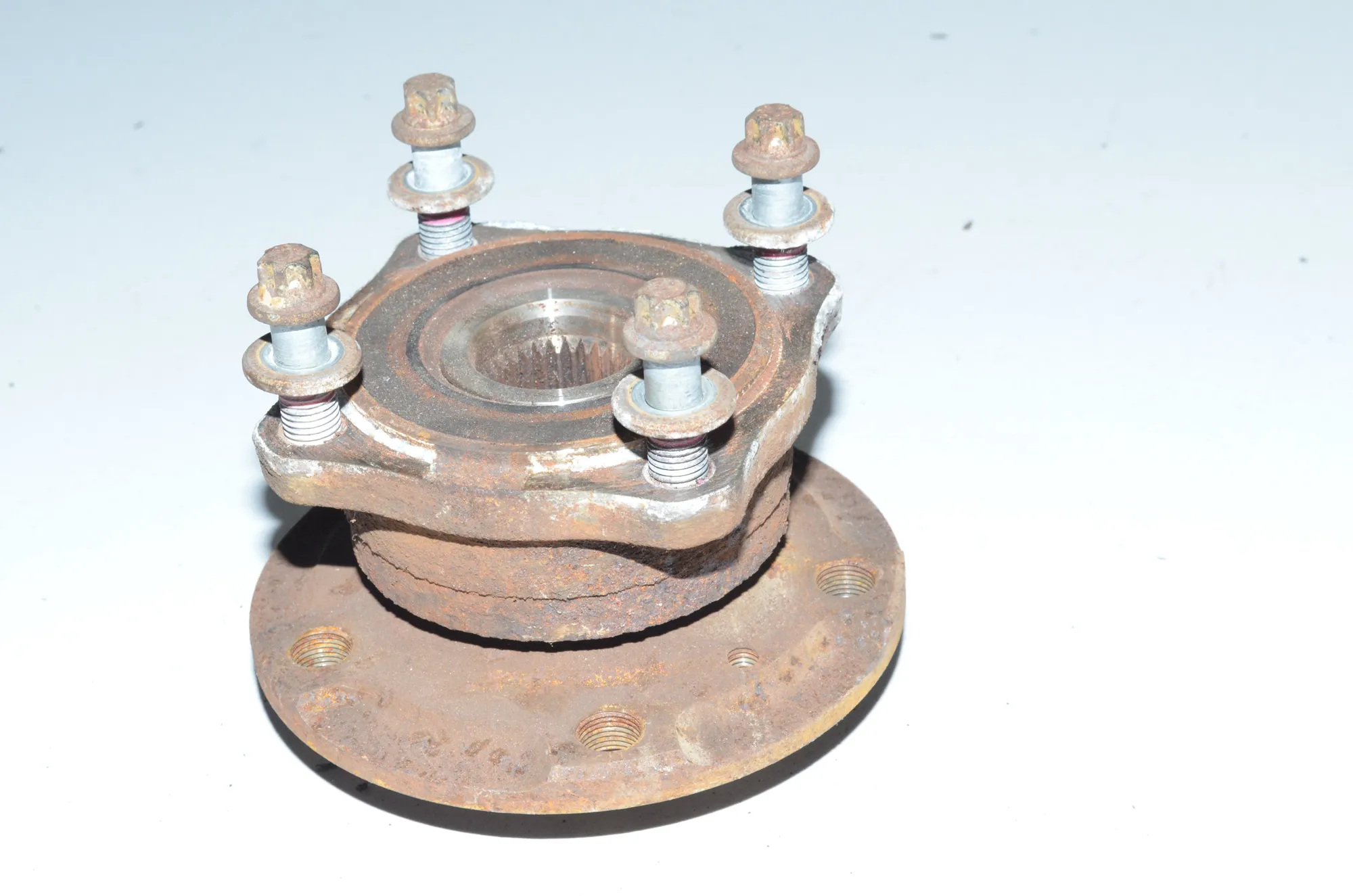 Rear Left Wheel Bearing – OEM 6777844 · BMW 5 Gran Turismo (F07) 530 d 2009 – 2