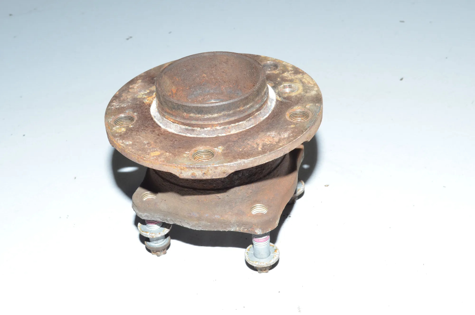 Rear Right Wheel Bearing – OEM 6777844 · BMW 5 Gran Turismo (F07) 530 d 2009 – 4