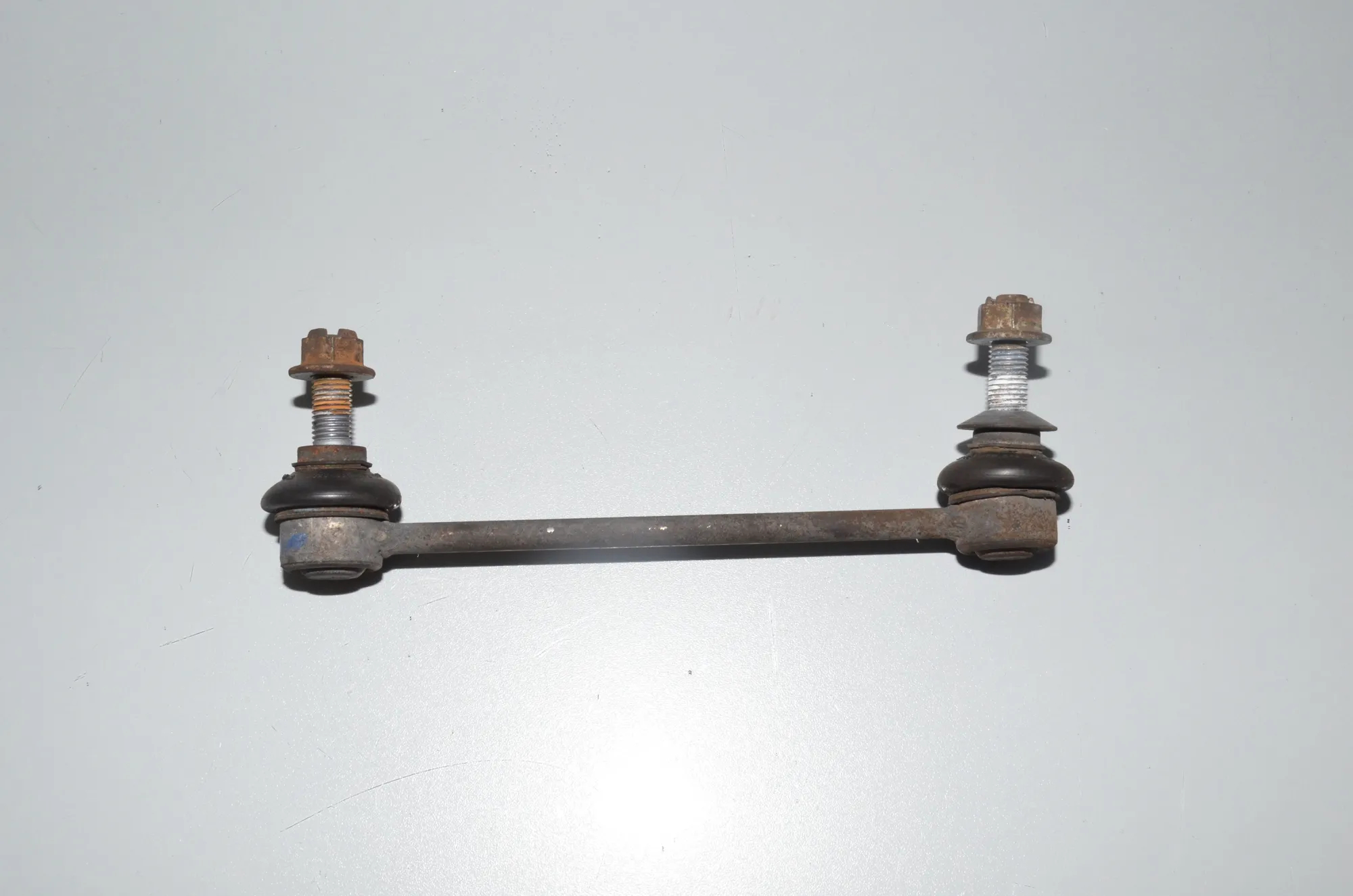 Rear Right Stabilizer Link – OEM 6786429 · BMW 5 Gran Turismo (F07) 530 d 2009 – 2