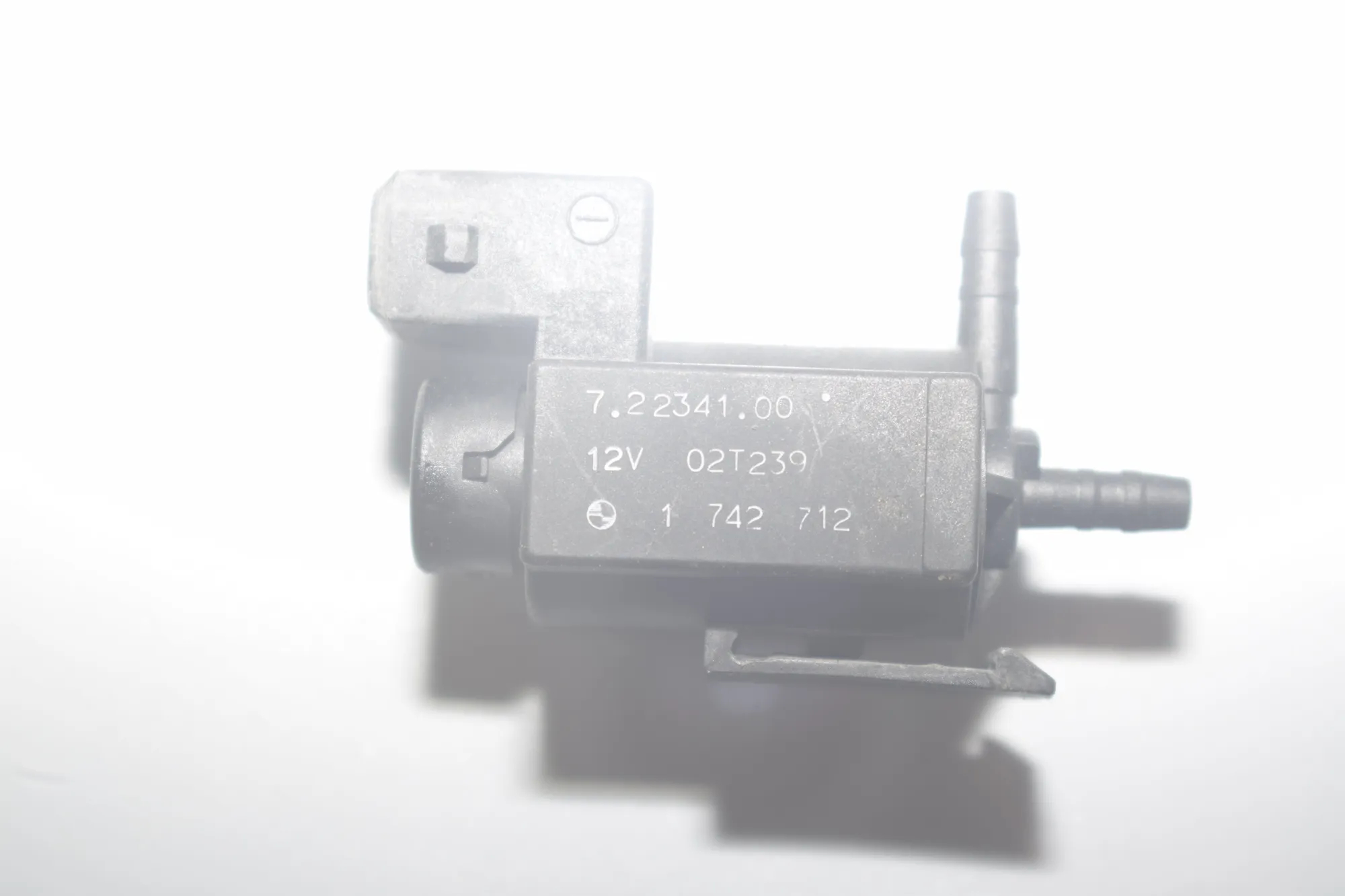 Solenoid Valve – OEM 1742712 · BMW 5 Touring (E39) 530 d 2002 – 4