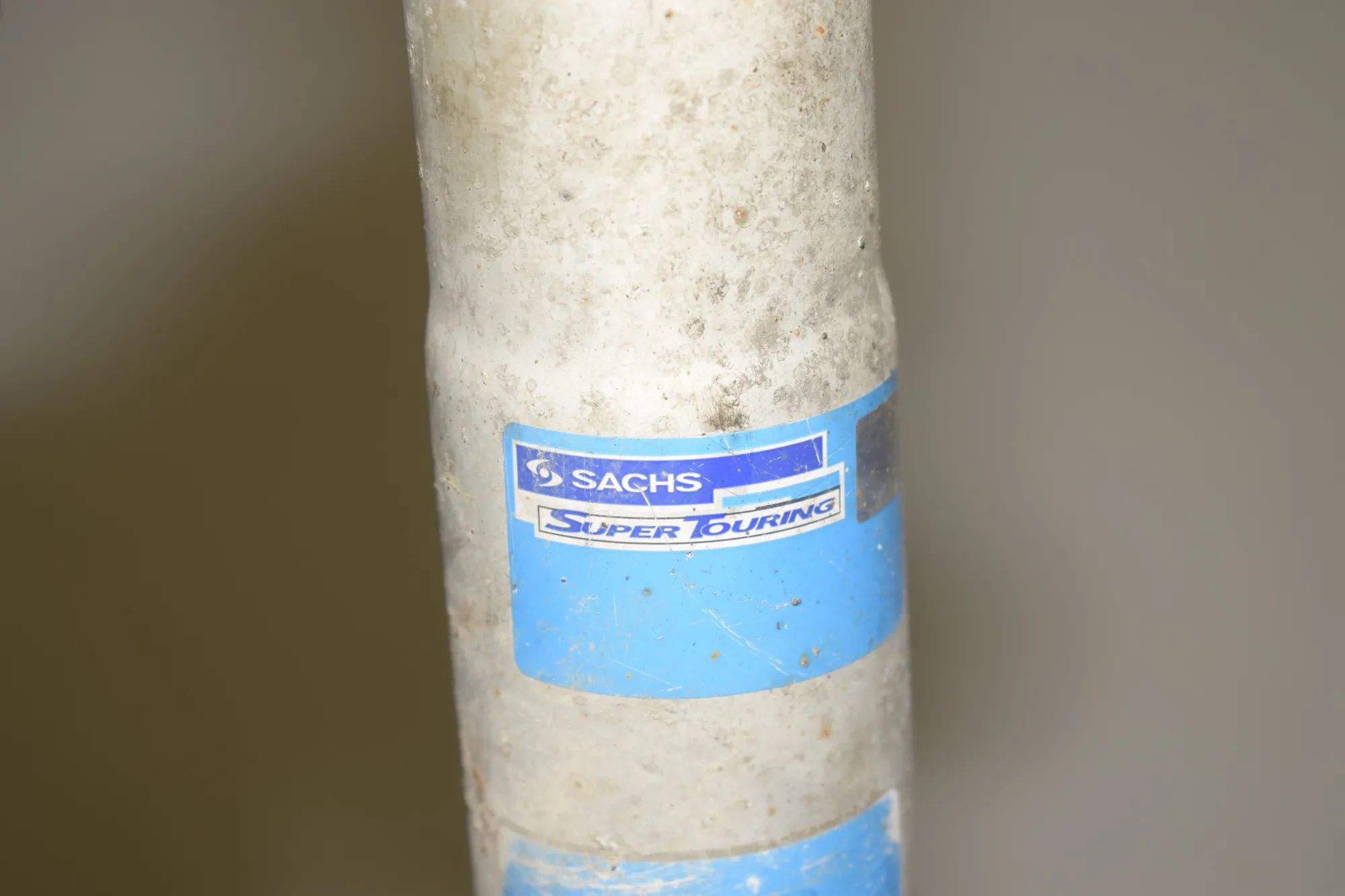 Rear Right Shock Absorber – OEM 814904557251 · BMW 5 Touring (E39) 530 d 2002 – 5