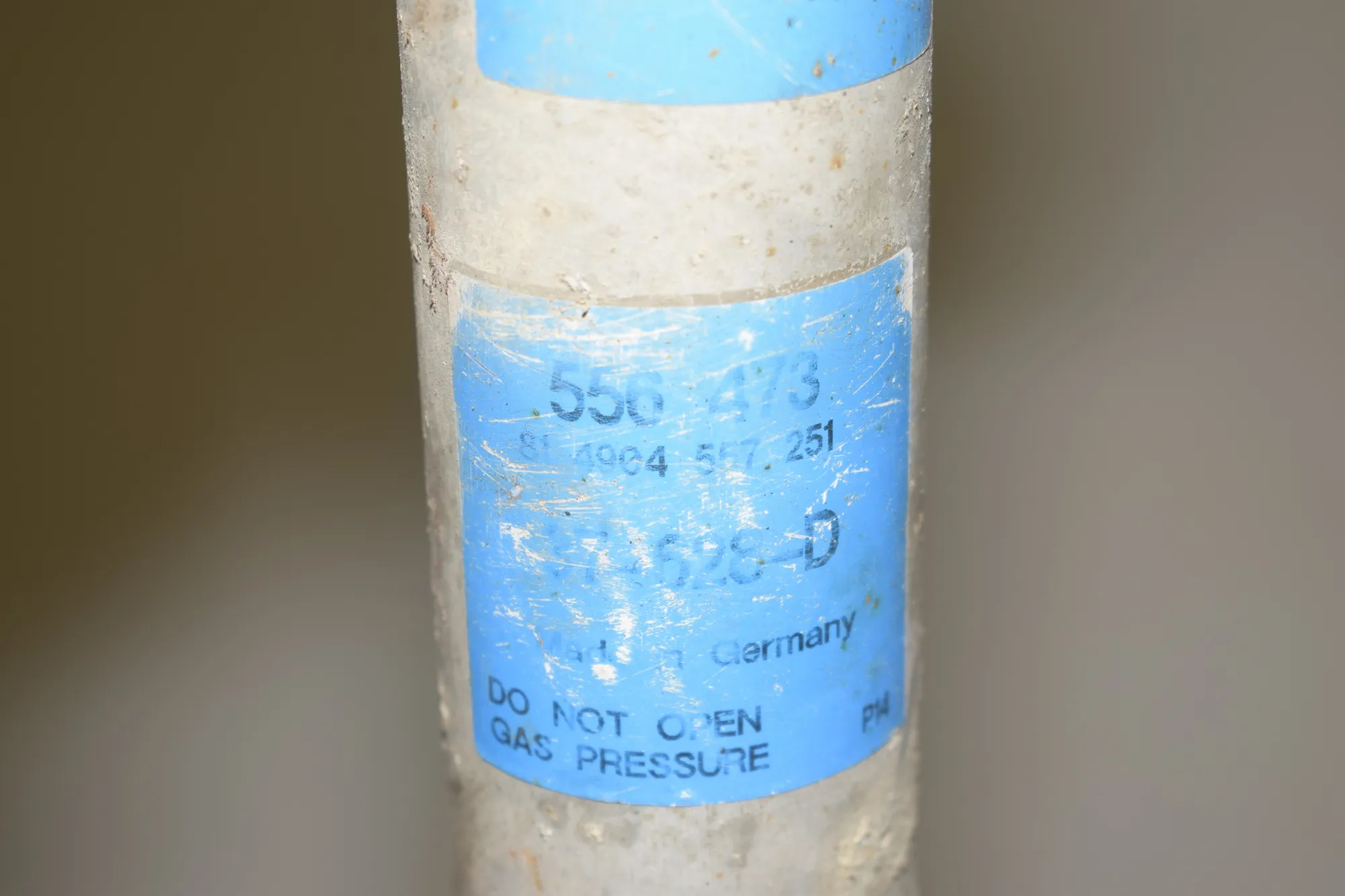 Rear Right Shock Absorber – OEM 814904557251 · BMW 5 Touring (E39) 530 d 2002 – 4