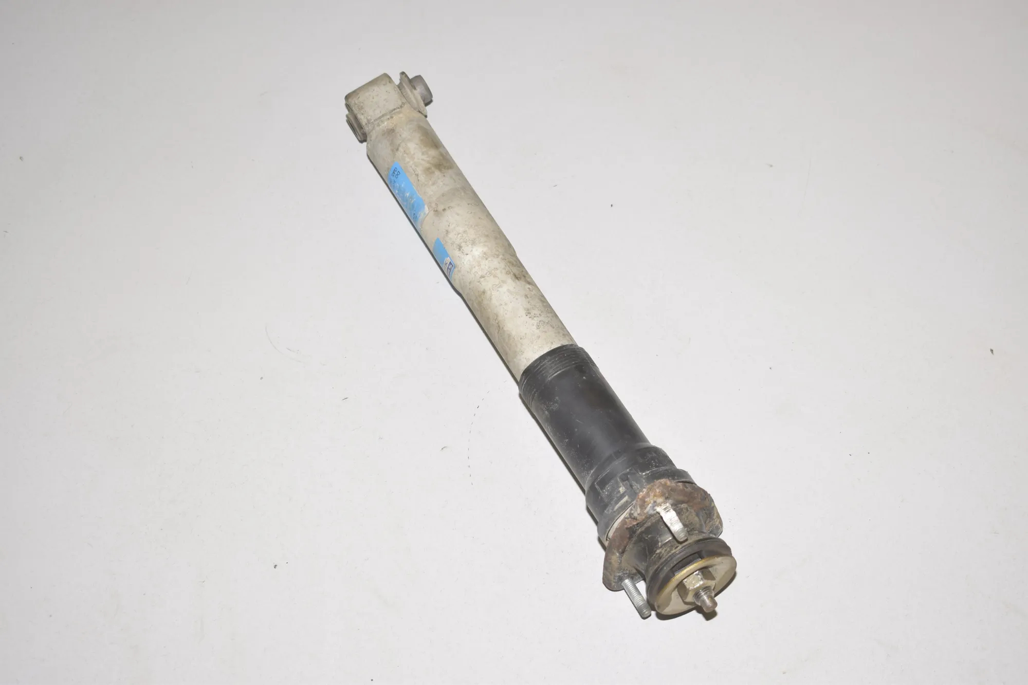 Rear Right Shock Absorber – OEM 814904557251 · BMW 5 Touring (E39) 530 d 2002