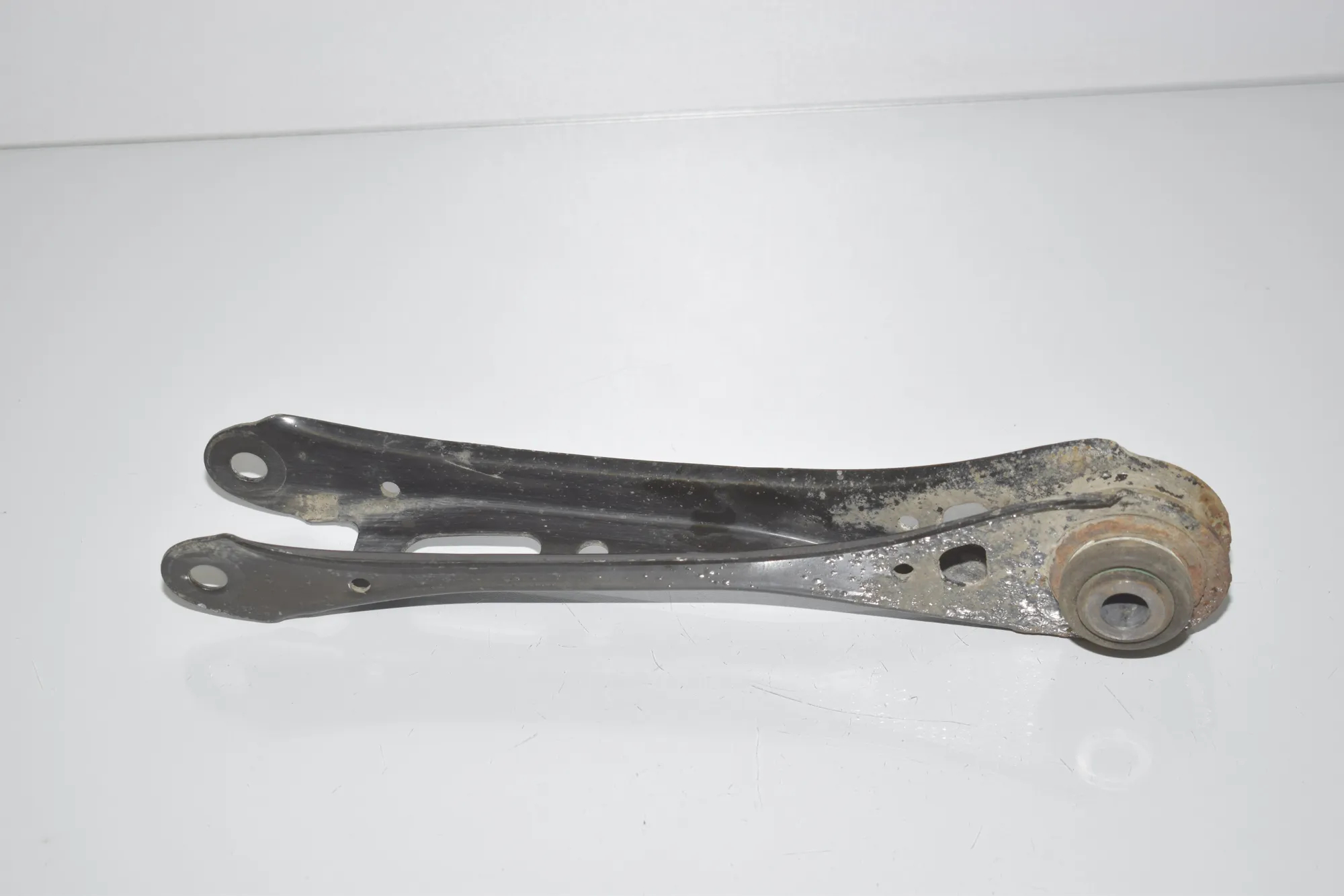 Rear Left Lower Control Arm – OEM 6786981 · BMW X3 (F25) xDrive 35 d 2012 – 4