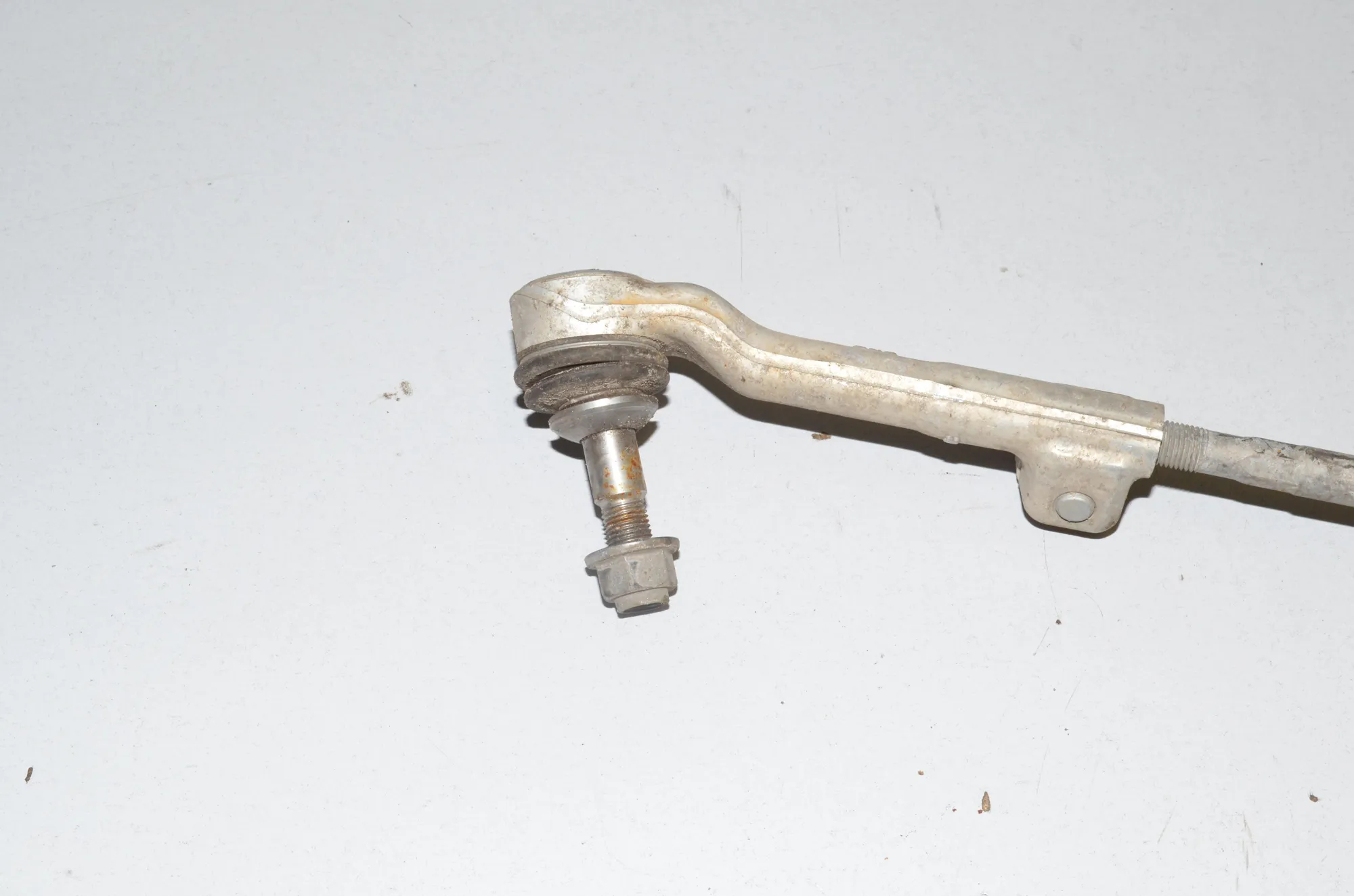 Right Side Steering Tie Rod – OEM 6851410 · BMW i3 (I01) s Electric 2021 – 3