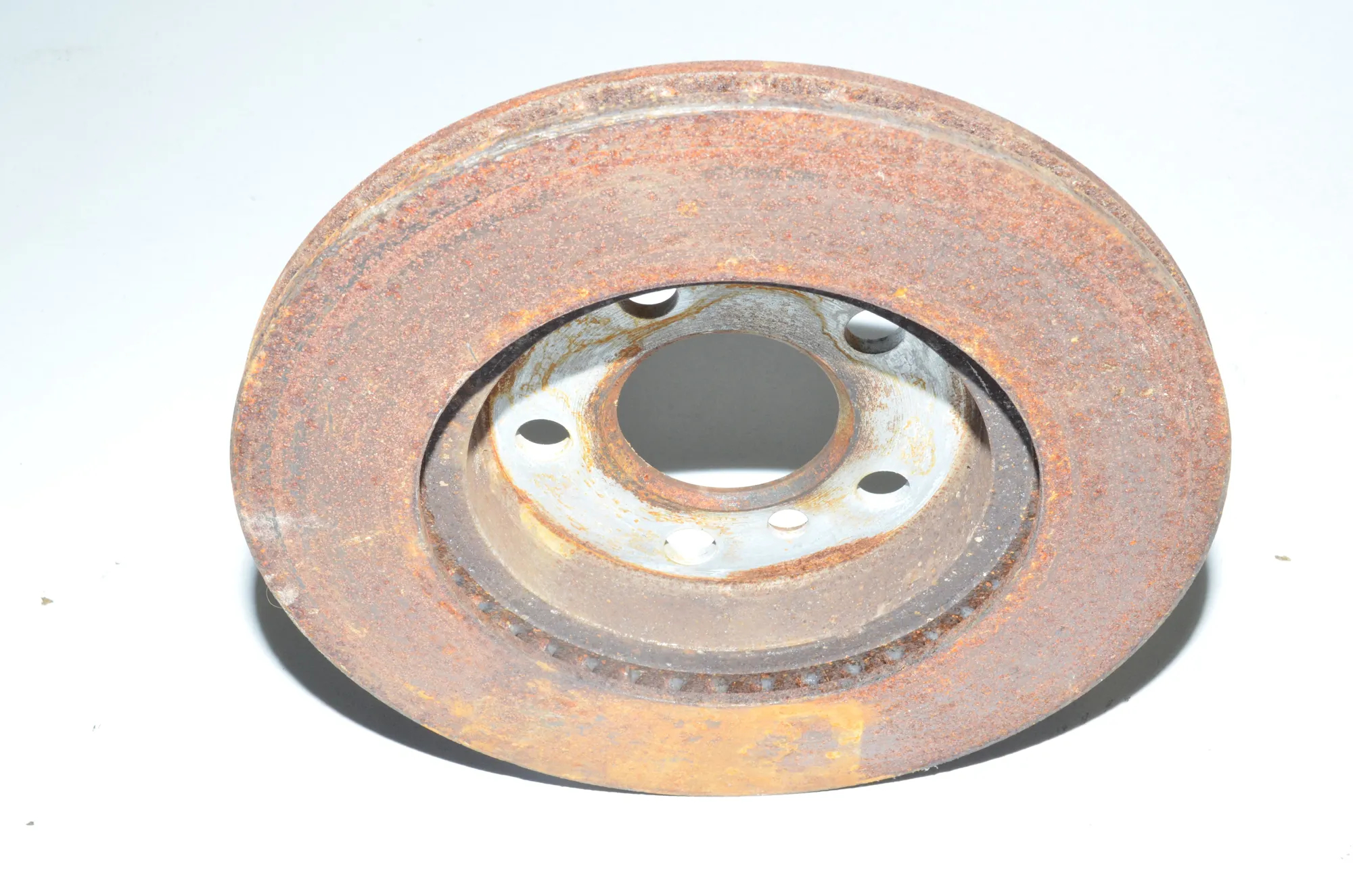 Front Left Brake Disc – OEM 6866293 · BMW i3 (I01) s Electric 2021 – 4