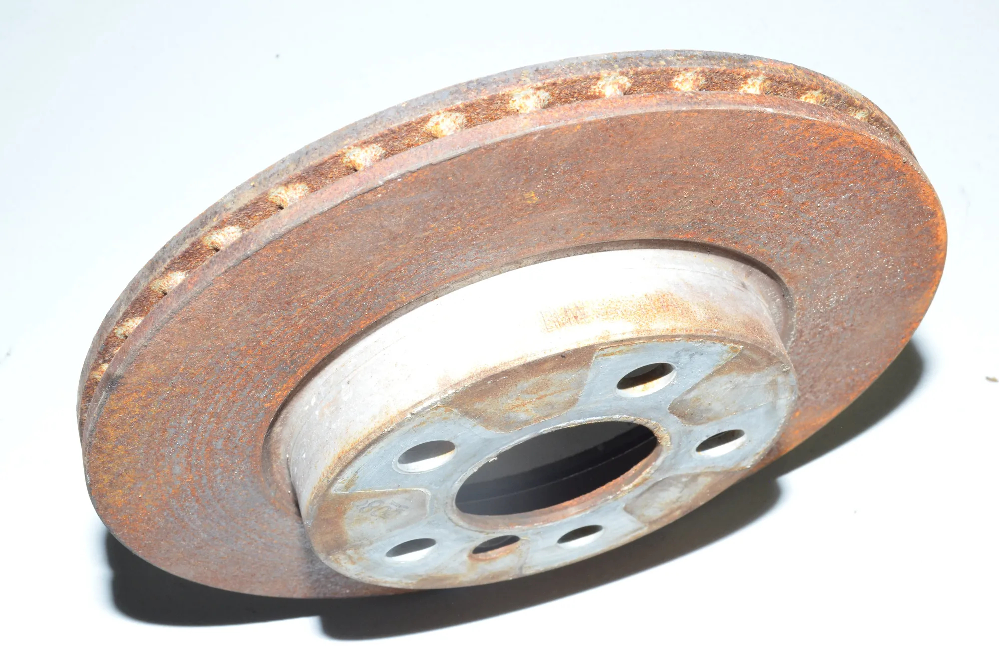 Front Left Brake Disc – OEM 6866293 · BMW i3 (I01) s Electric 2021 – 3