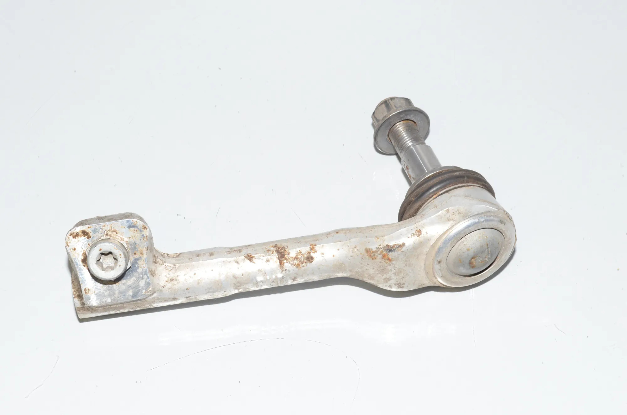 Left Side Steering Tie Rod – OEM 6851411 · BMW i3 (I01) s Electric 2021
