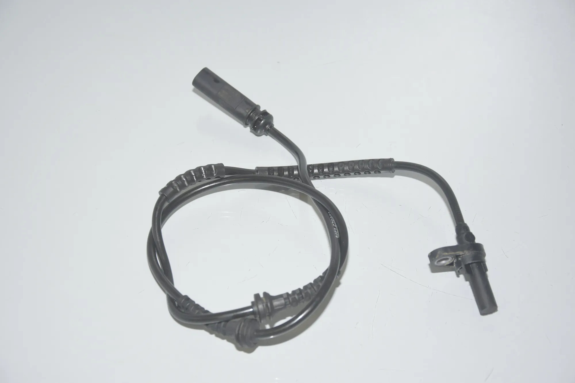 Front Right ABS Sensor – OEM 6782099 · BMW 5 (F10) 530 d 2011 – 2