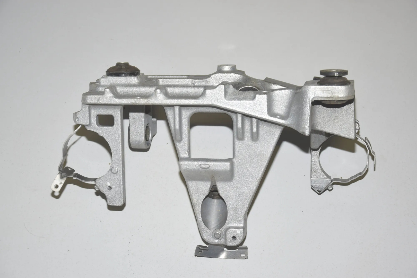 Bracket – OEM 5A33C70 · BMW iX3 (G08) (2020 - -) Electric (286 HP) 2022 – 2