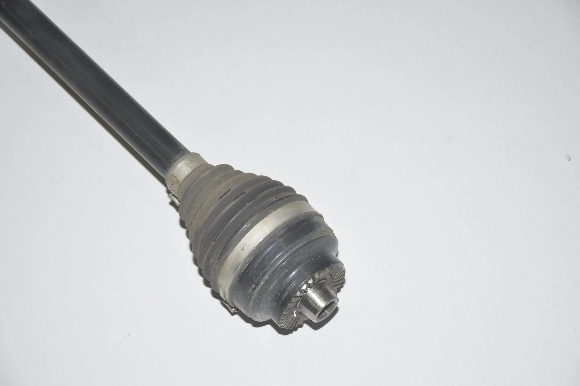 Rear Right Driveshaft – OEM 7646867 · BMW 2 Gran Tourer (F46) 218 d xDrive 2017 – 2