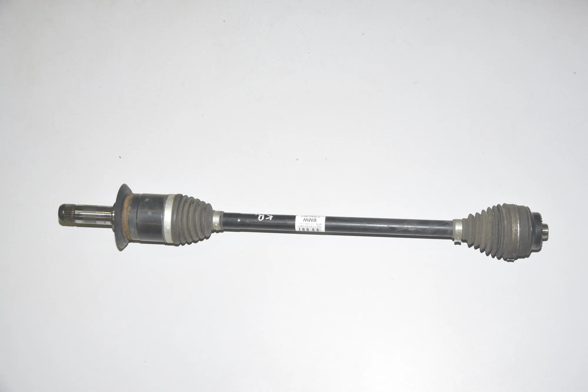Rear Left Driveshaft – OEM 7646867 · BMW 2 Gran Tourer (F46) 218 d xDrive 2017 – 2
