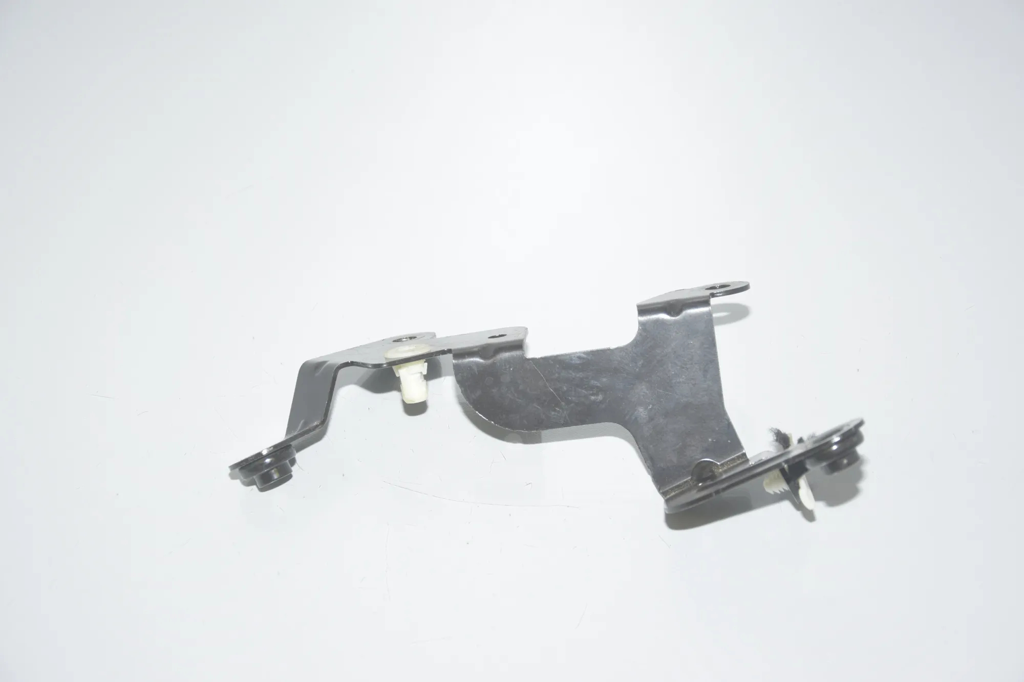 Bracket – OEM 9391843 · BMW iX3 (G08) (2020 - -) Electric (286 HP) 2022 – 4