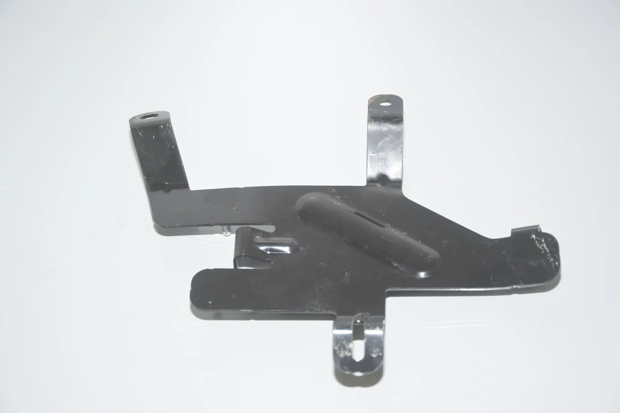 Bracket – OEM 9433213 · BMW iX3 (G08) (2020 - -) Electric (286 HP) 2022 – 4