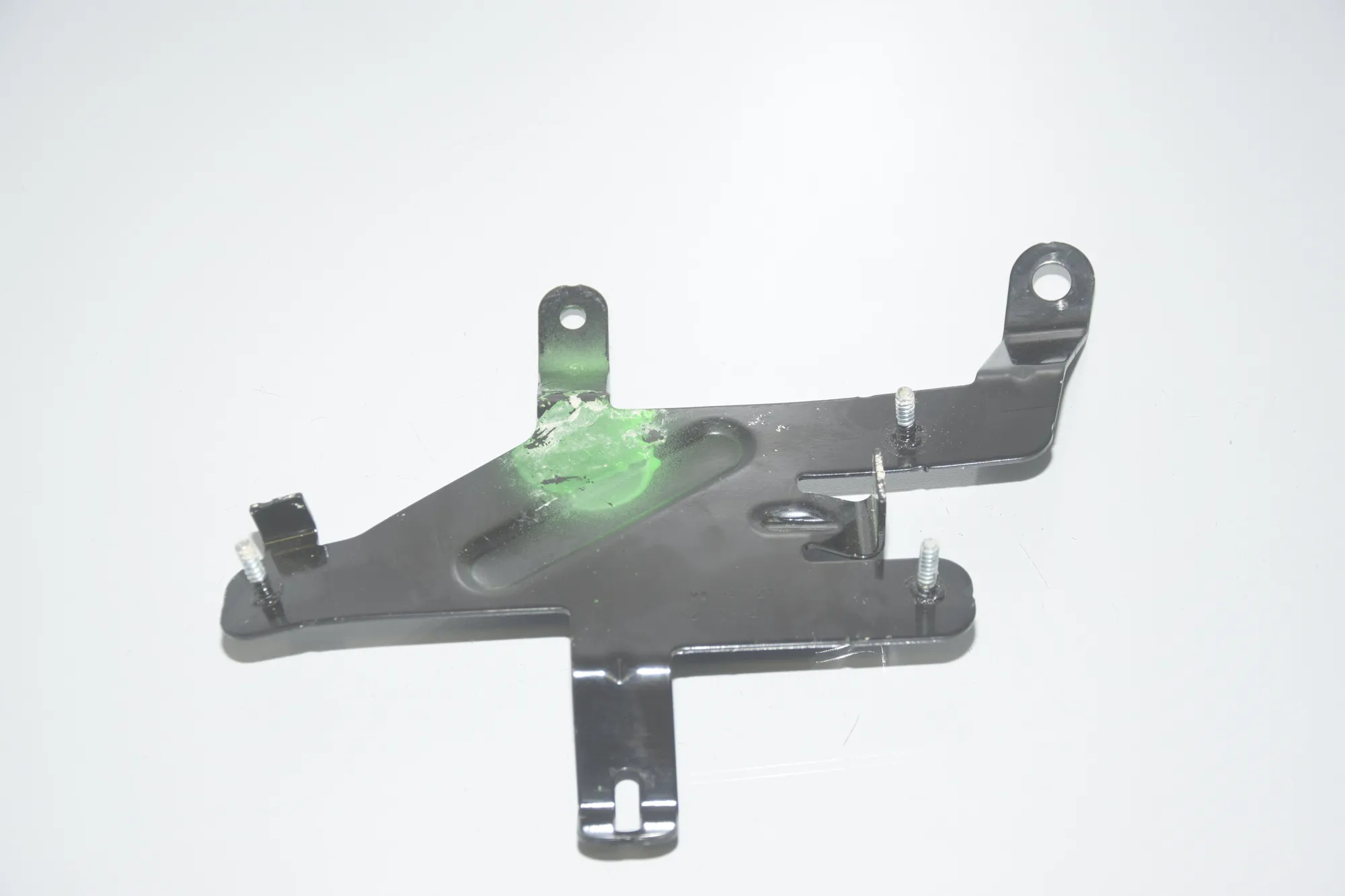 Bracket – OEM 9433213 · BMW iX3 (G08) (2020 - -) Electric (286 HP) 2022