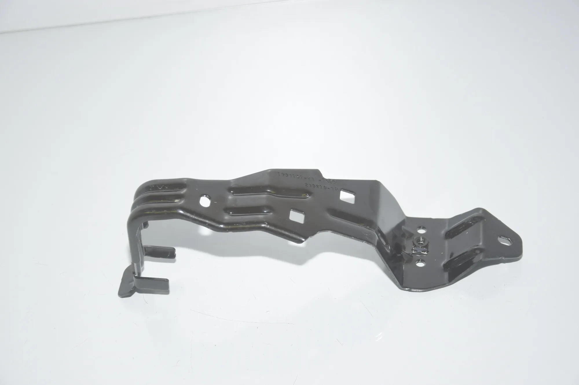 Bracket – OEM 7931757 · BMW iX3 (G08) (2020 - -) Electric (286 HP) 2022 – 2
