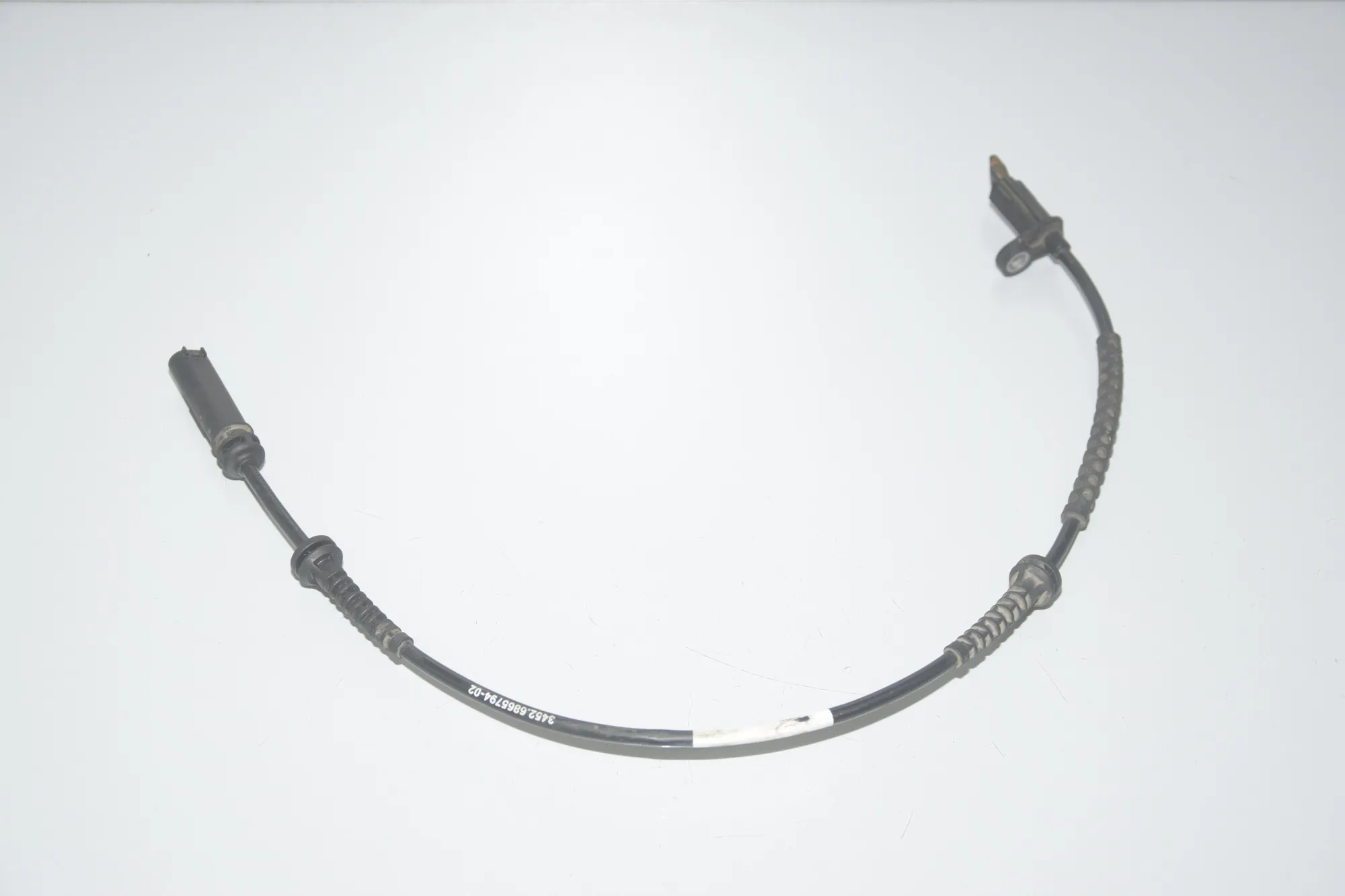 Front Left ABS Sensor – OEM 6865794 · BMW i3 (I01) BMW i3 (I01) Electric 2015