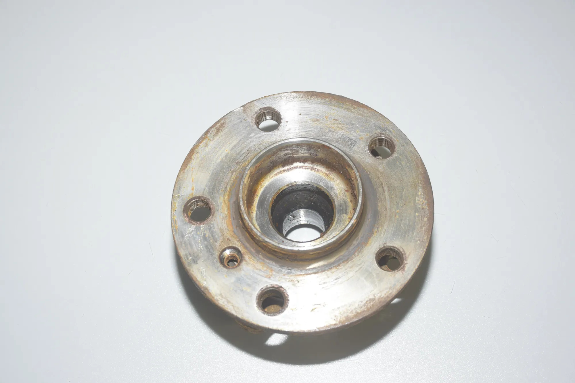 Rear Left Wheel Bearing · BMW i3 (I01) BMW i3 (I01) Electric 2015