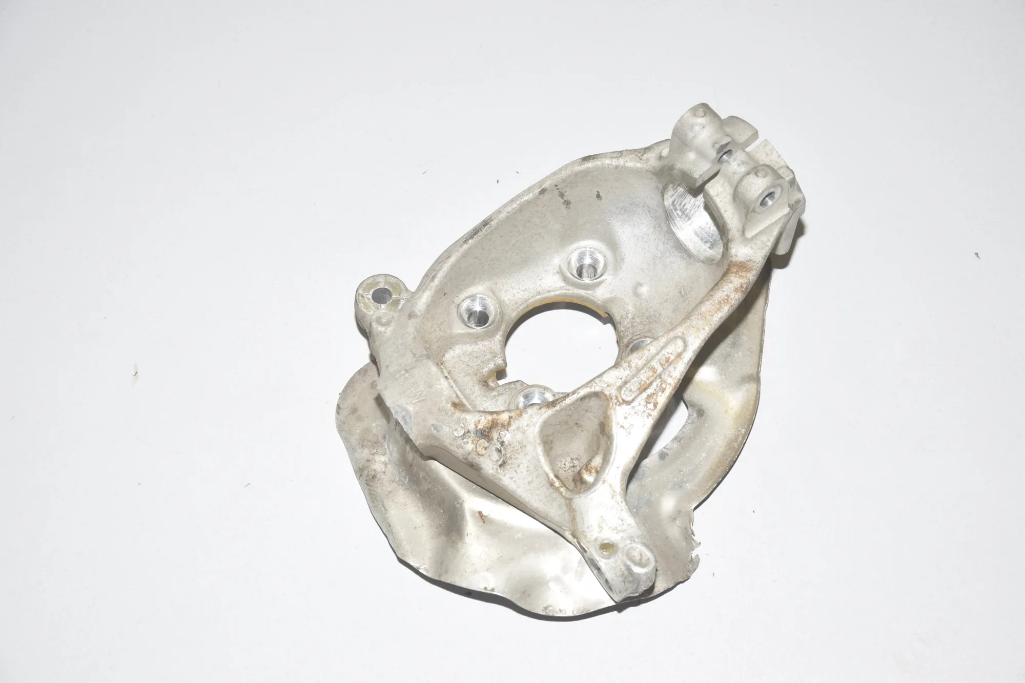 Front Left Wheel Hub – OEM 6852159 · BMW i3 (I01) BMW i3 (I01) Electric 2015 – 3