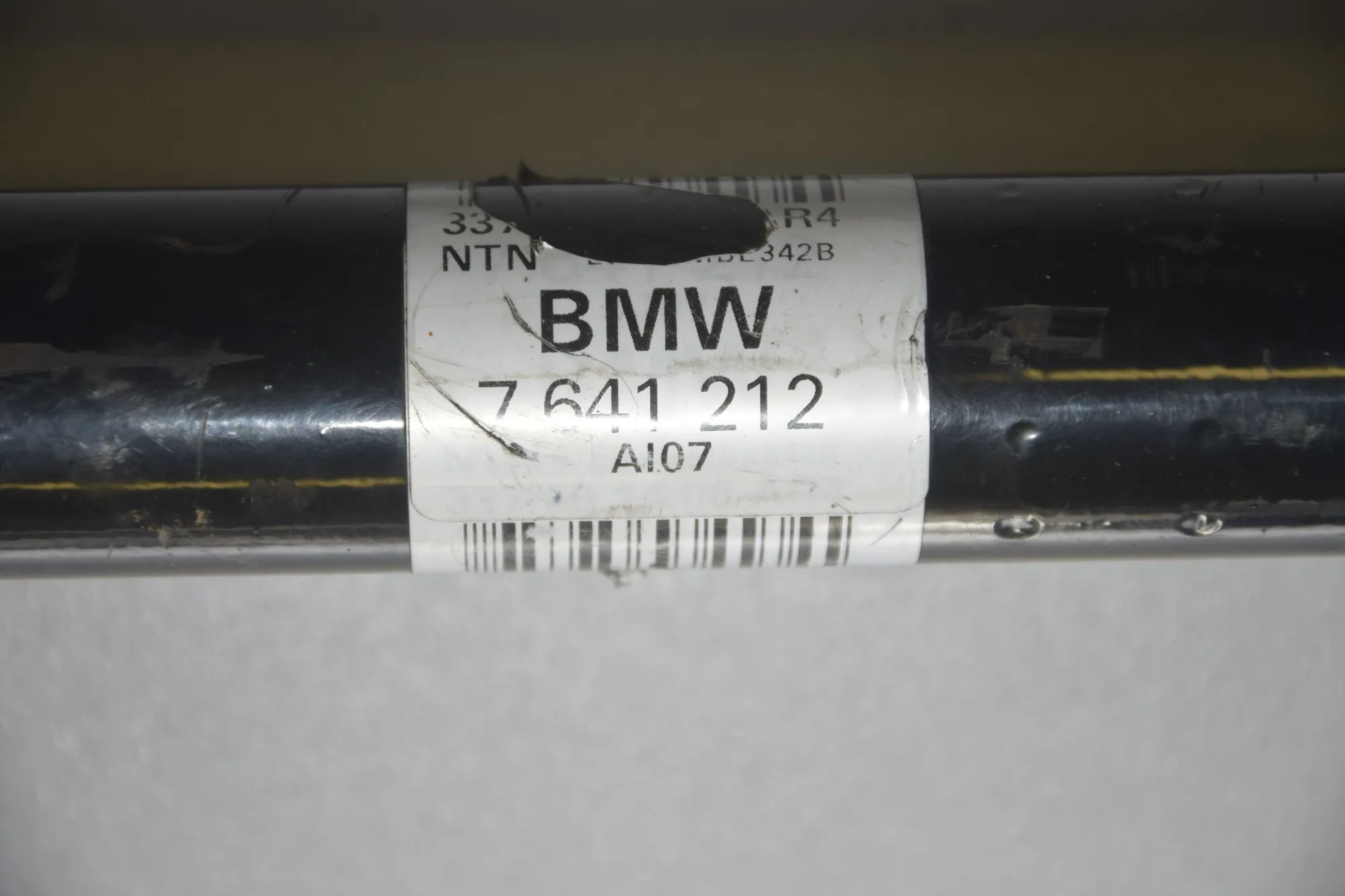 Rear Right Driveshaft – OEM 7641212 · BMW i3 (I01) BMW i3 (I01) Electric 2015 – 4