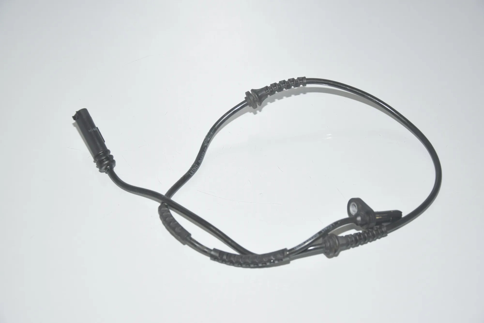 Front Left ABS Sensor – OEM 6784902 · BMW 5 Touring (F11) 530 d xDrive 2011 – 4