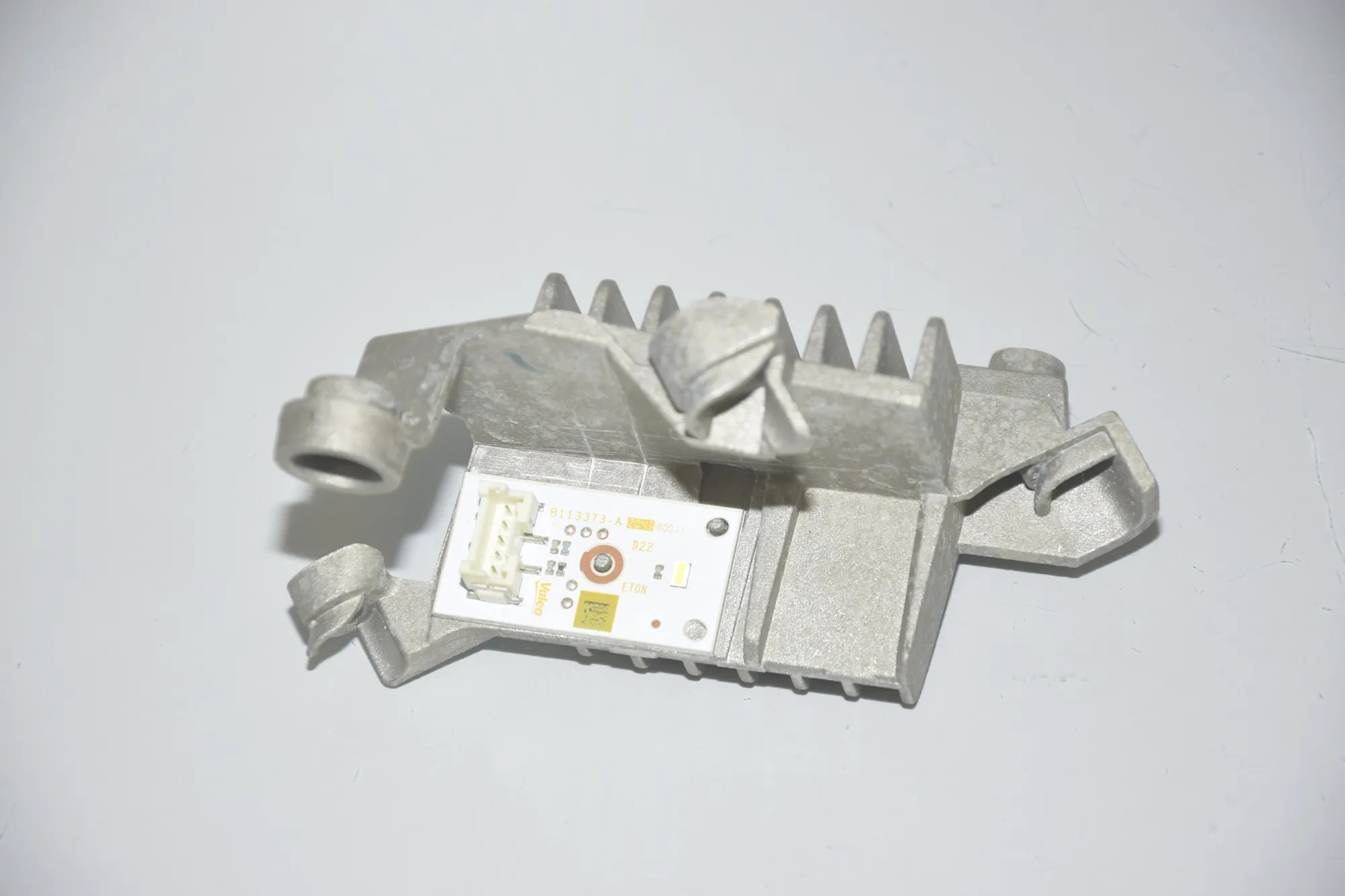 Front Right Headlight Control Unit – OEM 90034374 · BMW i3 (I01) s Electric 2021 – 2