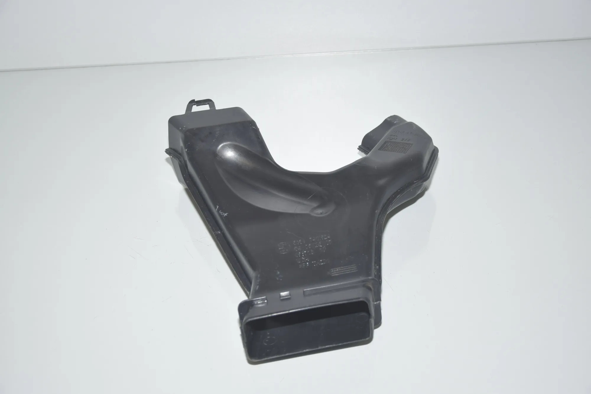 Water Drain Line Hose – OEM 7411524 · BMW iX3 (G08) (2020 - -) Electric (286 HP) 2022 – 3