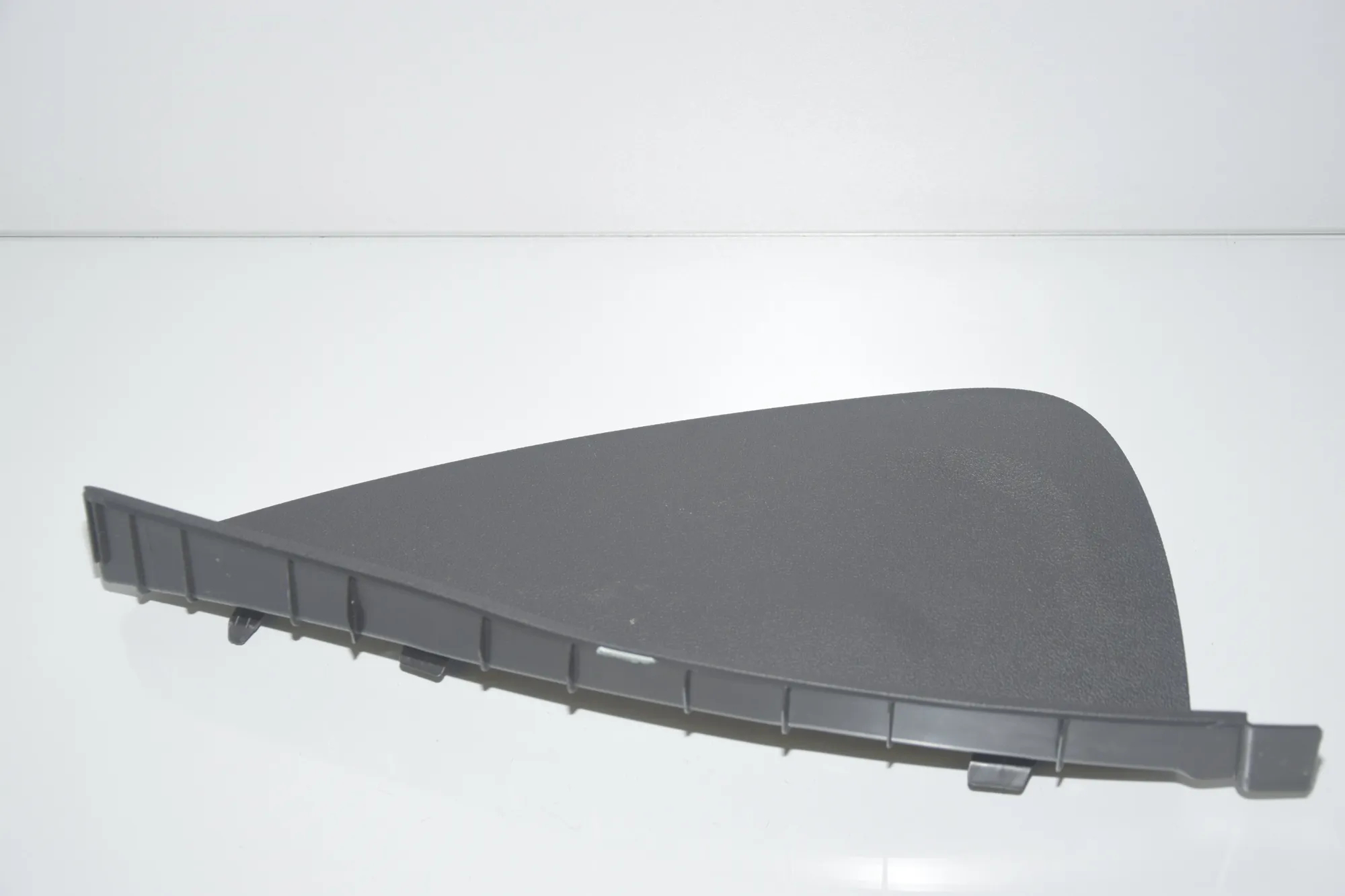 Dashboard Side Trim – OEM 9363474 · BMW iX3 (G08) (2020 - -) Electric (286 HP) 2022 – 2