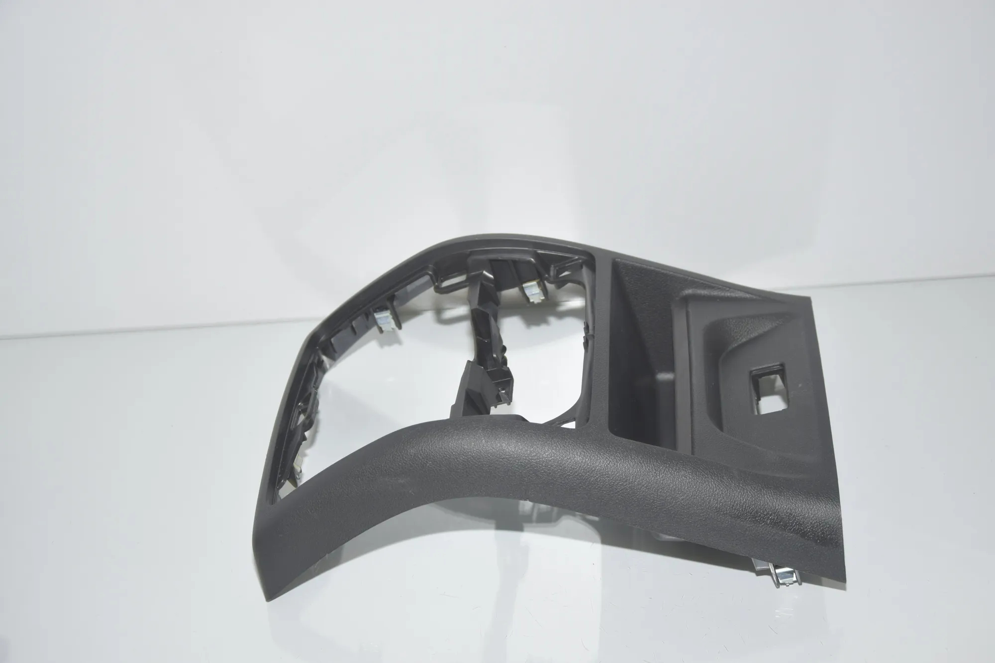 Center Console Trim – OEM 1421794 · BMW iX3 (G08) (2020 - -) Electric (286 HP) 2022 – 3