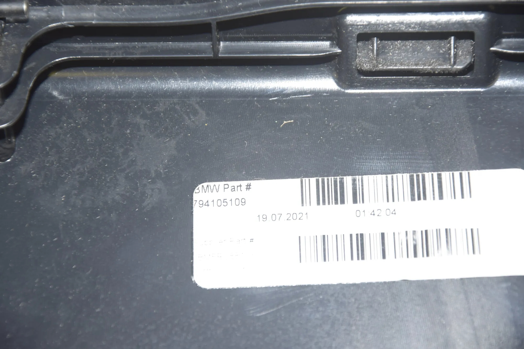 Glove Compartment – OEM 9363452 · BMW iX3 (G08) (2020 - -) Electric (286 HP) 2022 – 7