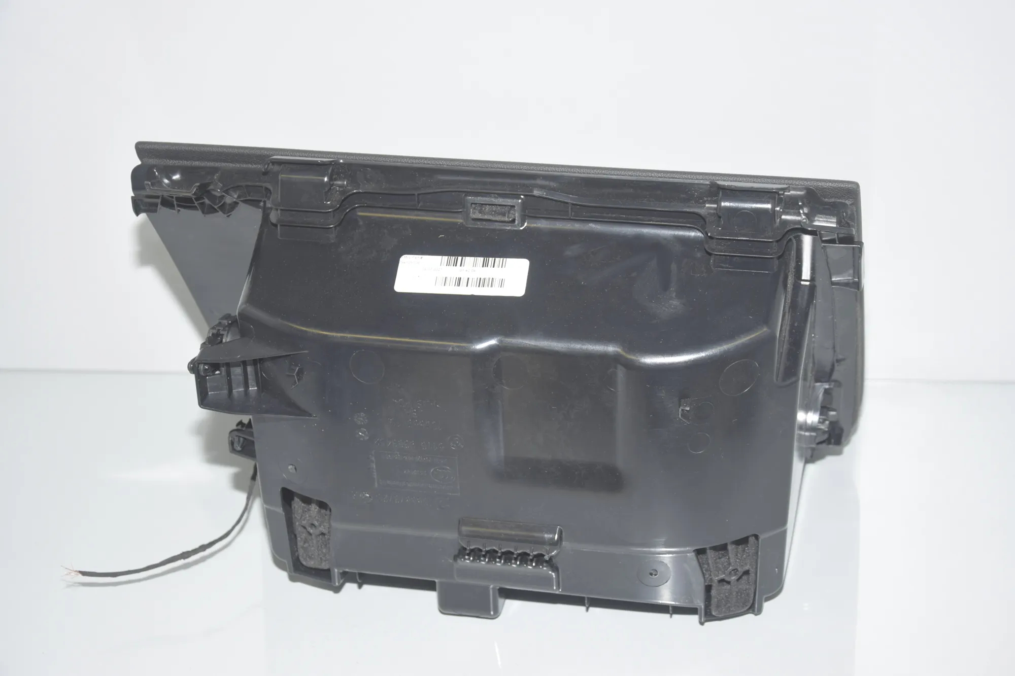 Glove Compartment – OEM 9363452 · BMW iX3 (G08) (2020 - -) Electric (286 HP) 2022 – 3
