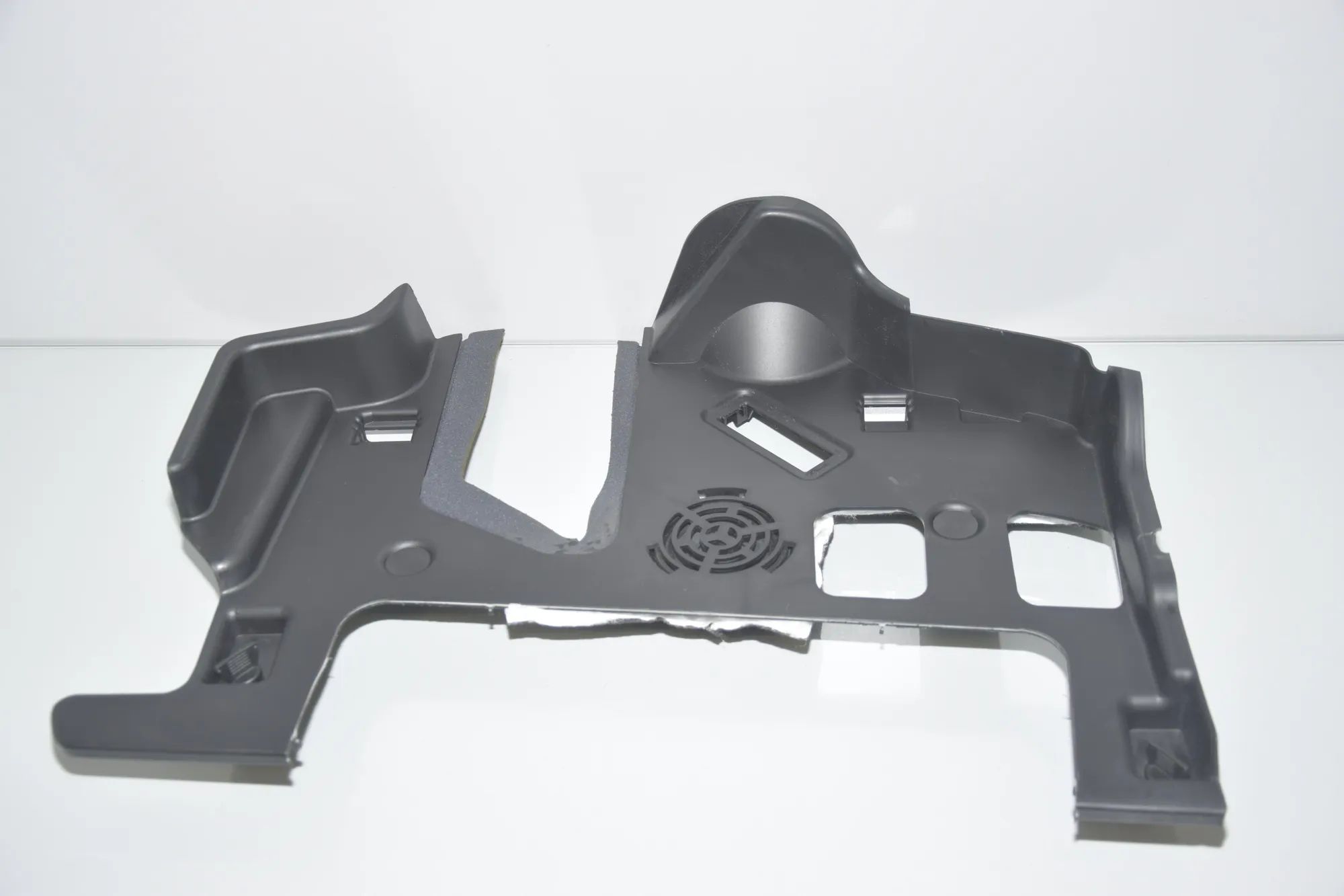 Dashboard Lower Trim – OEM 6817880 · BMW iX3 (G08) (2020 - -) Electric (286 HP) 2022 – 3