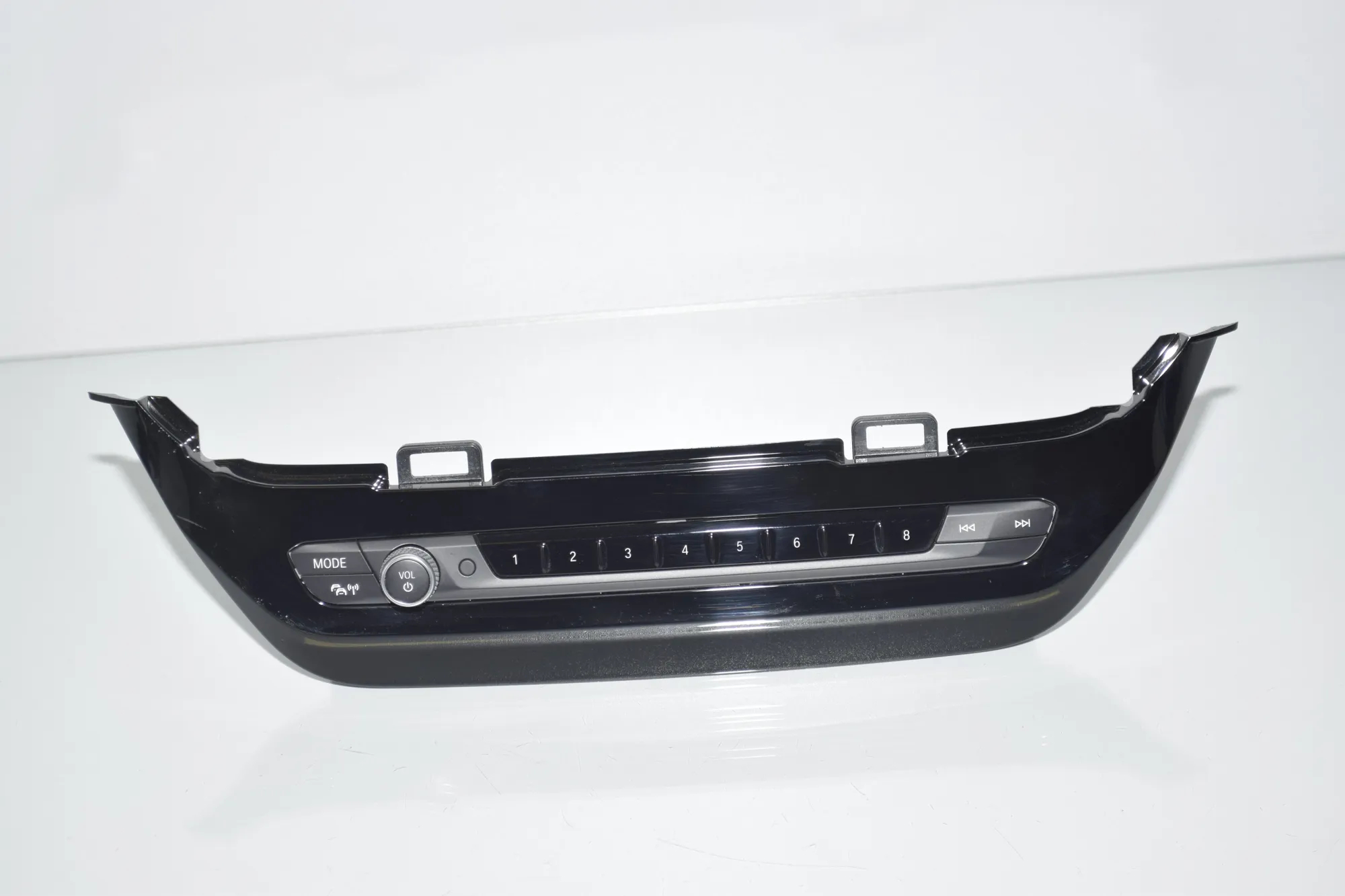 Music Radio CD Player Head Unit – OEM 5A47C37 · BMW iX3 (G08) (2020 - -) Electric (286 HP) 2022 – 2