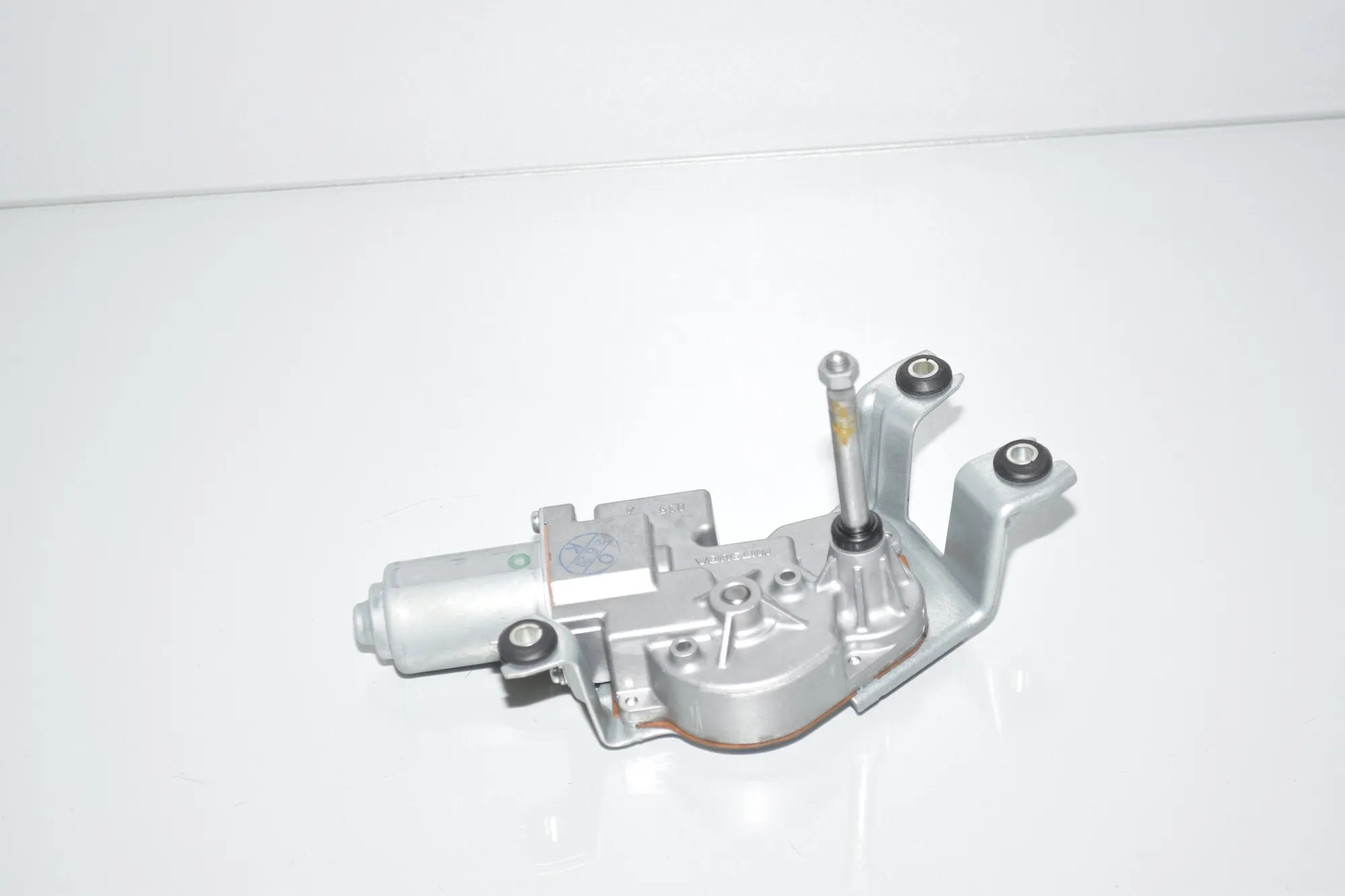 Tailgate Window Wiper Motor – OEM 7407264 · BMW iX3 (G08) (2020 - -) Electric (286 HP) 2022