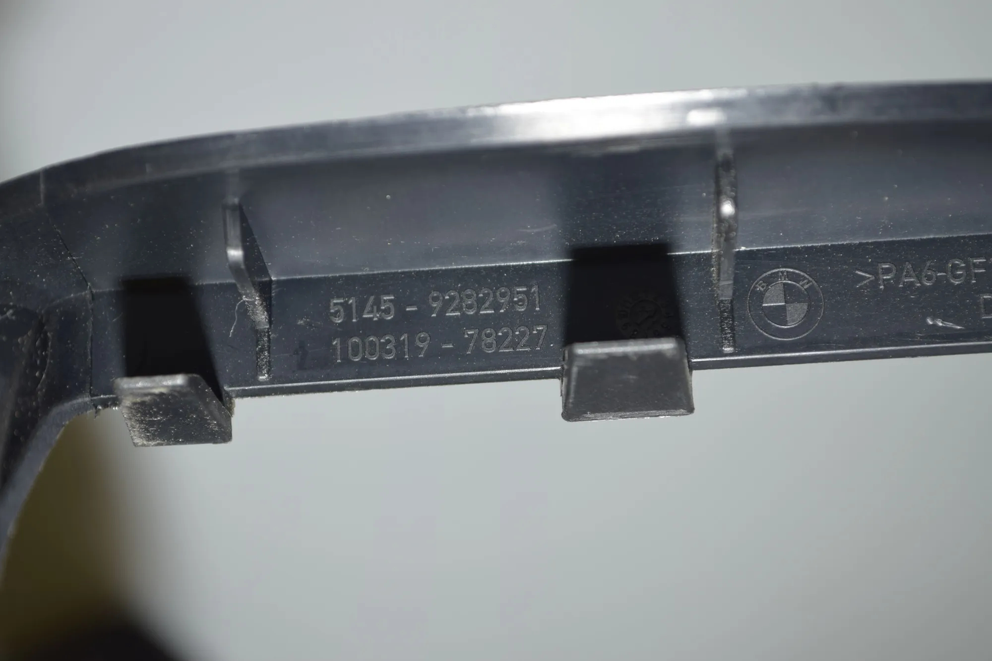 Steering Column Trim – OEM 9285064 · BMW i3 (I01) s Electric 2021 – 8