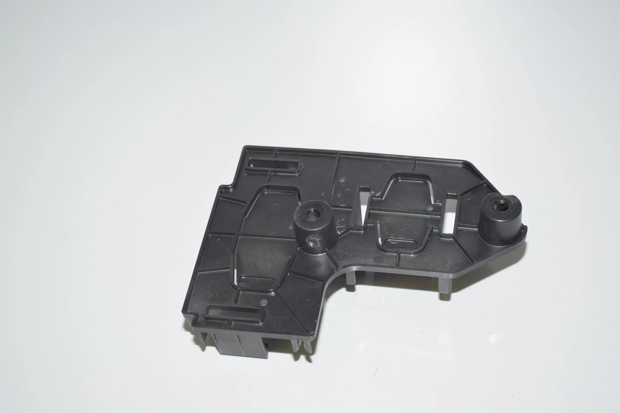 Bracket – OEM 9305949 · BMW i3 (I01) s Electric 2021 – 2