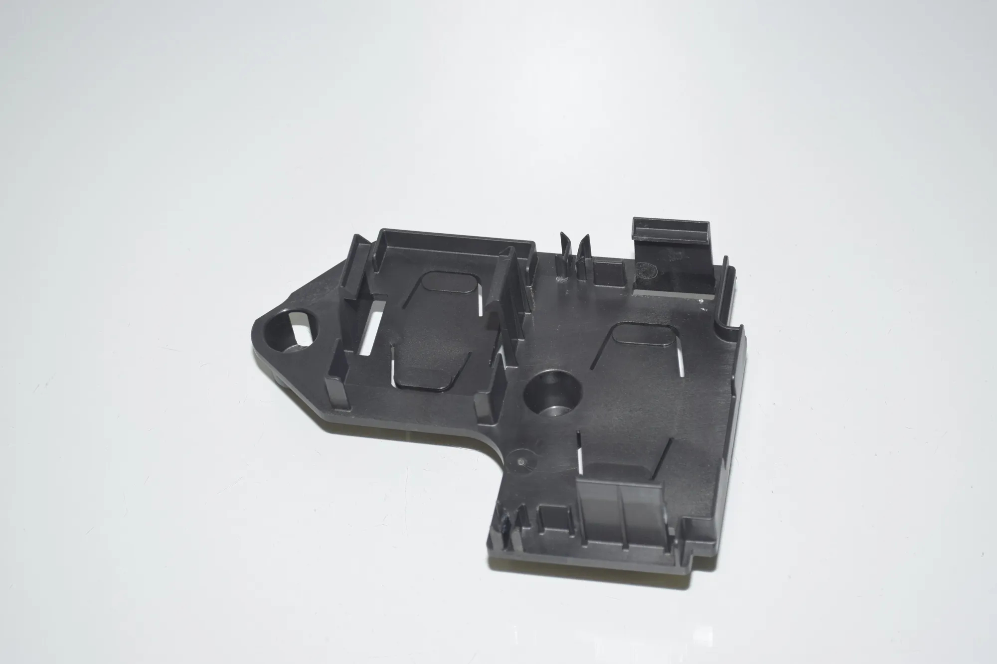 Bracket – OEM 9305949 · BMW i3 (I01) s Electric 2021 – 3