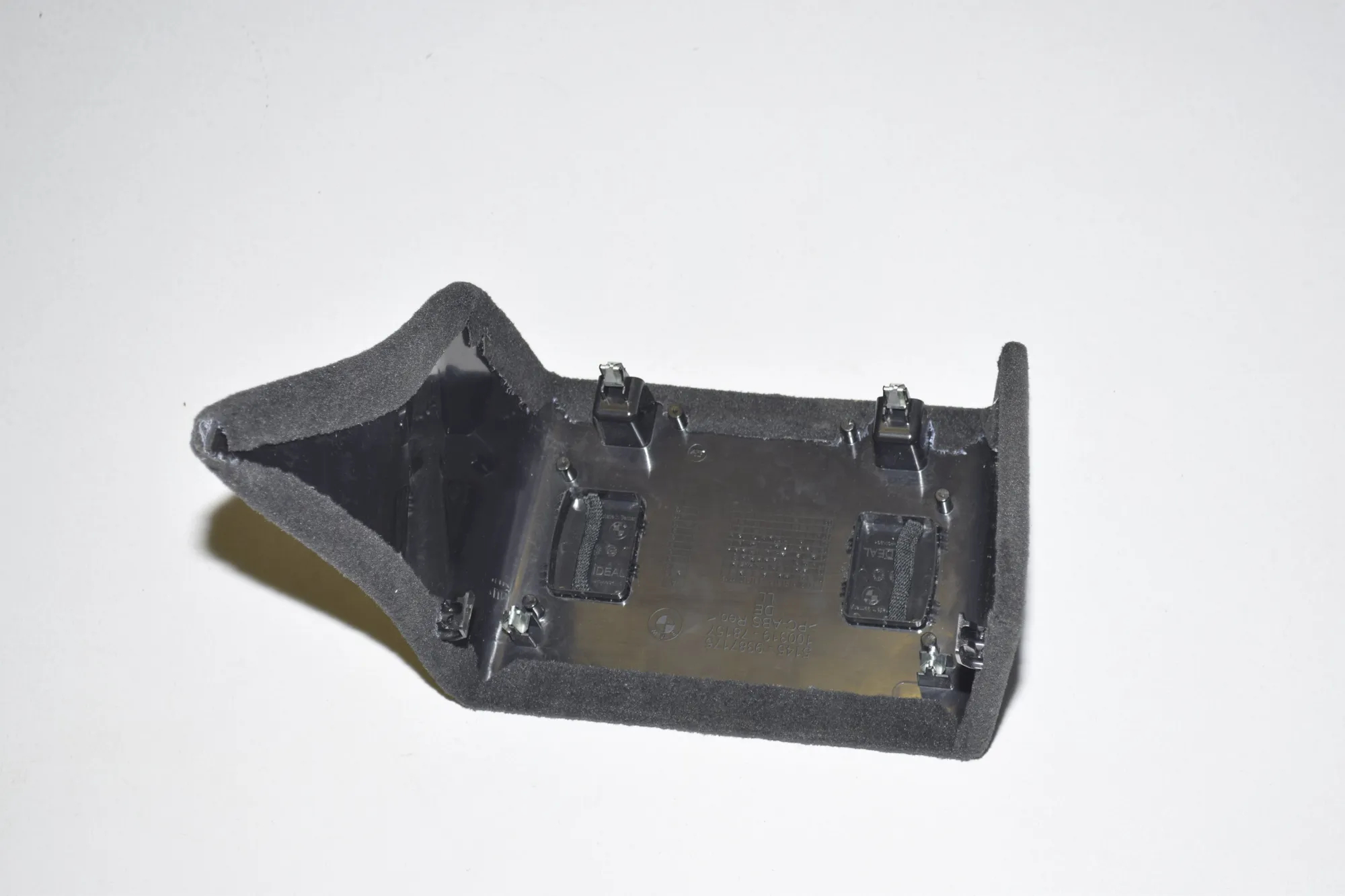 Center Console Trim – OEM 9387175 · BMW i3 (I01) s Electric 2021 – 4