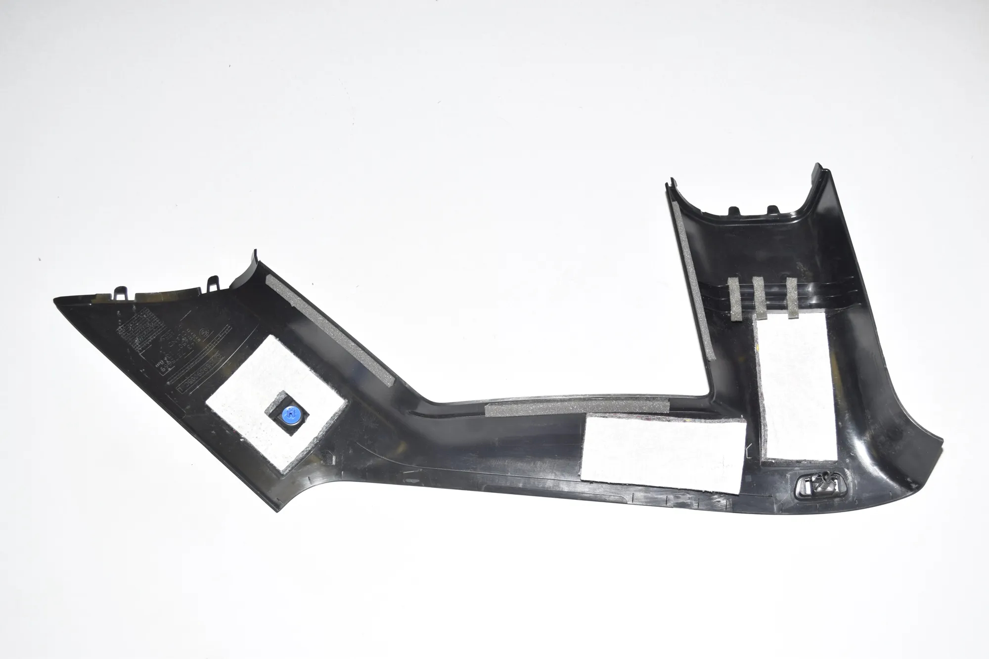 Rear Left Pillar Trim – OEM 7275669 · BMW i3 (I01) s Electric 2021 – 3