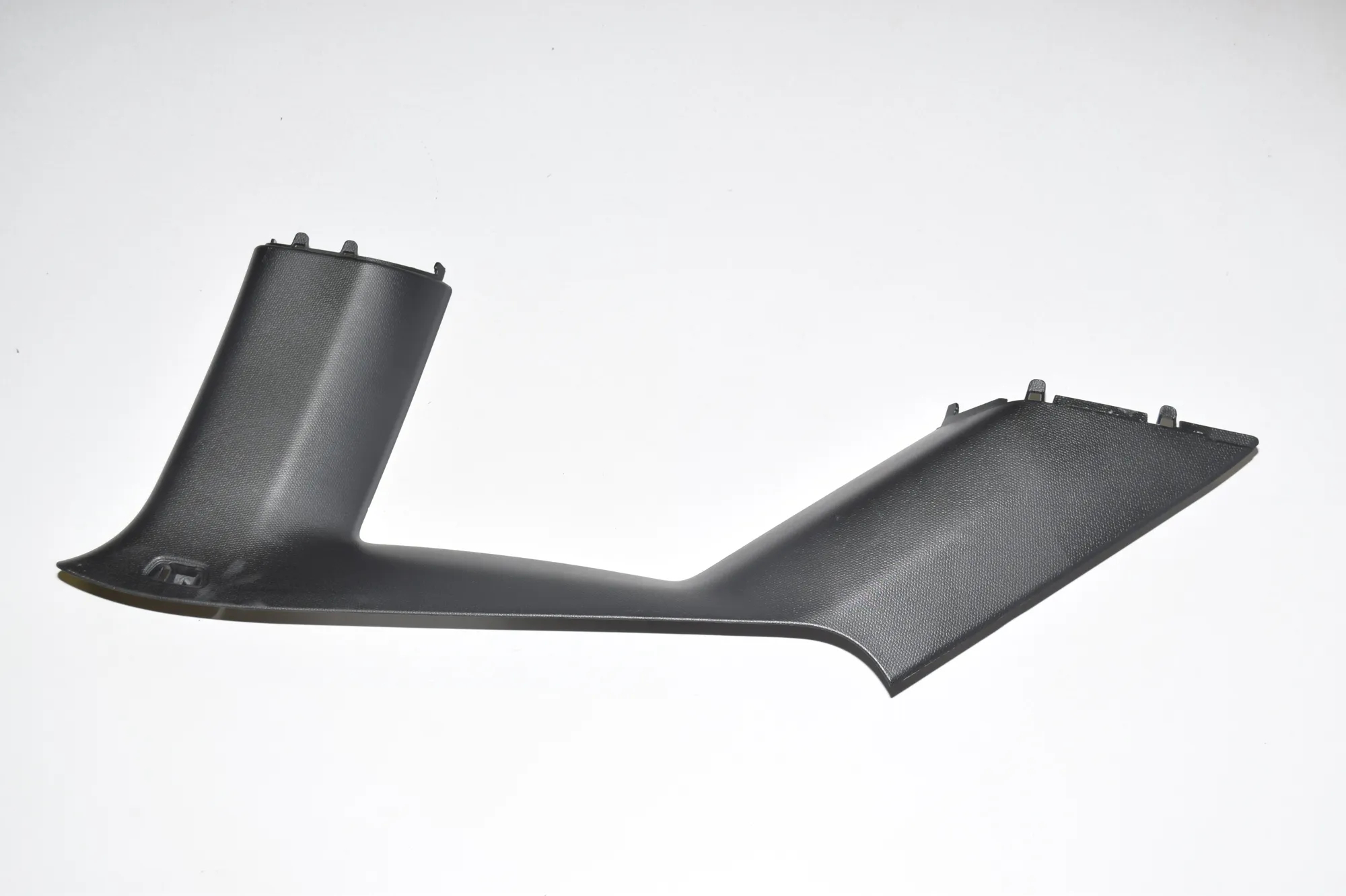 Rear Left Pillar Trim – OEM 7275669 · BMW i3 (I01) s Electric 2021