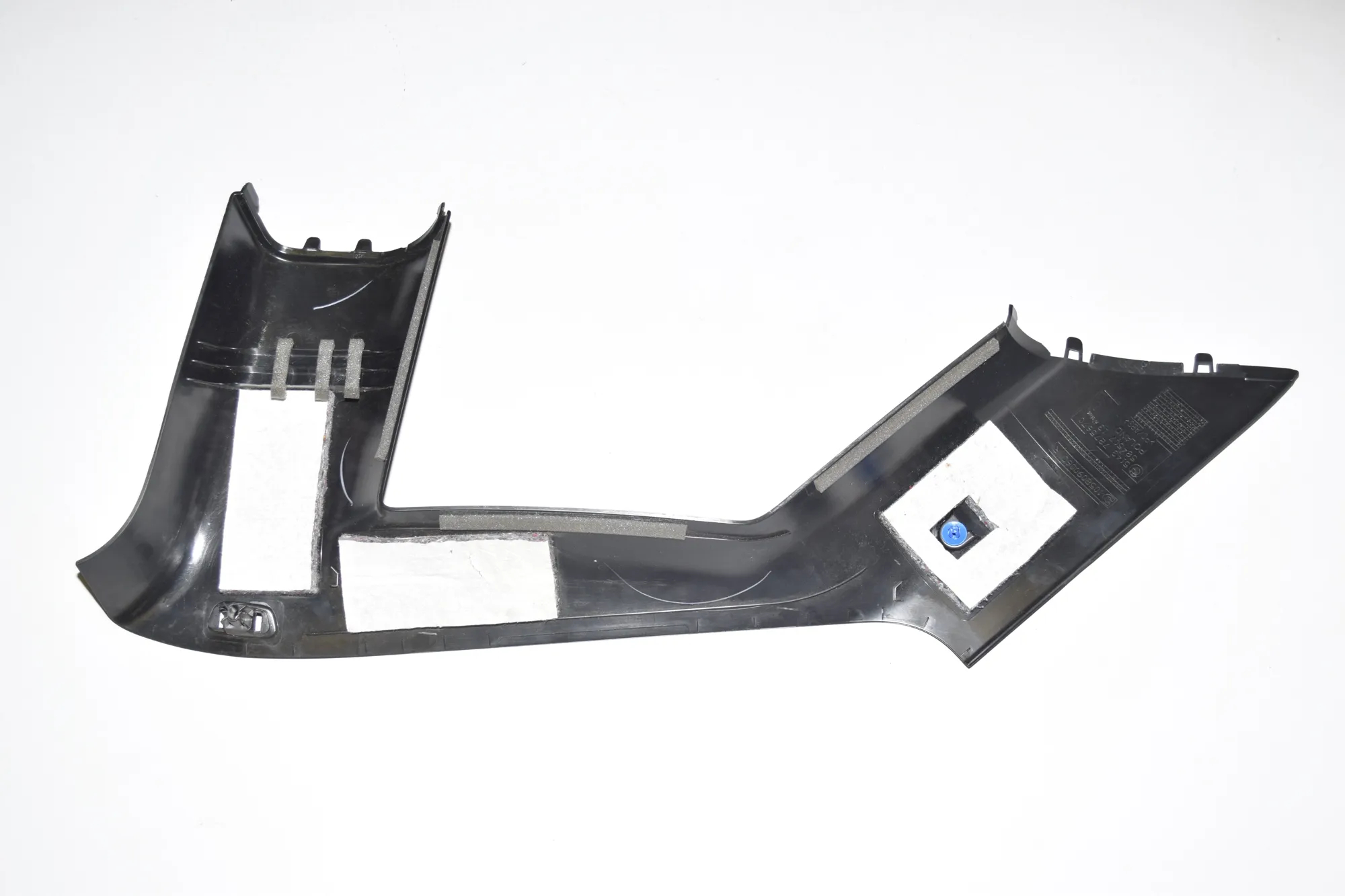 Right Side Pillar Trim – OEM 7275670 · BMW i3 (I01) s Electric 2021 – 4