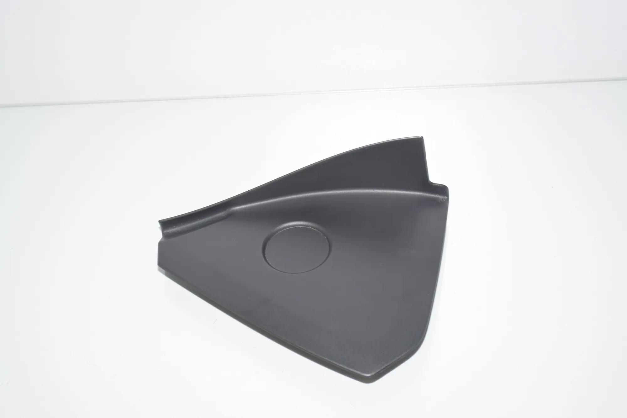 Dashboard Side Trim – OEM 9282991 · BMW i3 (I01) s Electric 2021