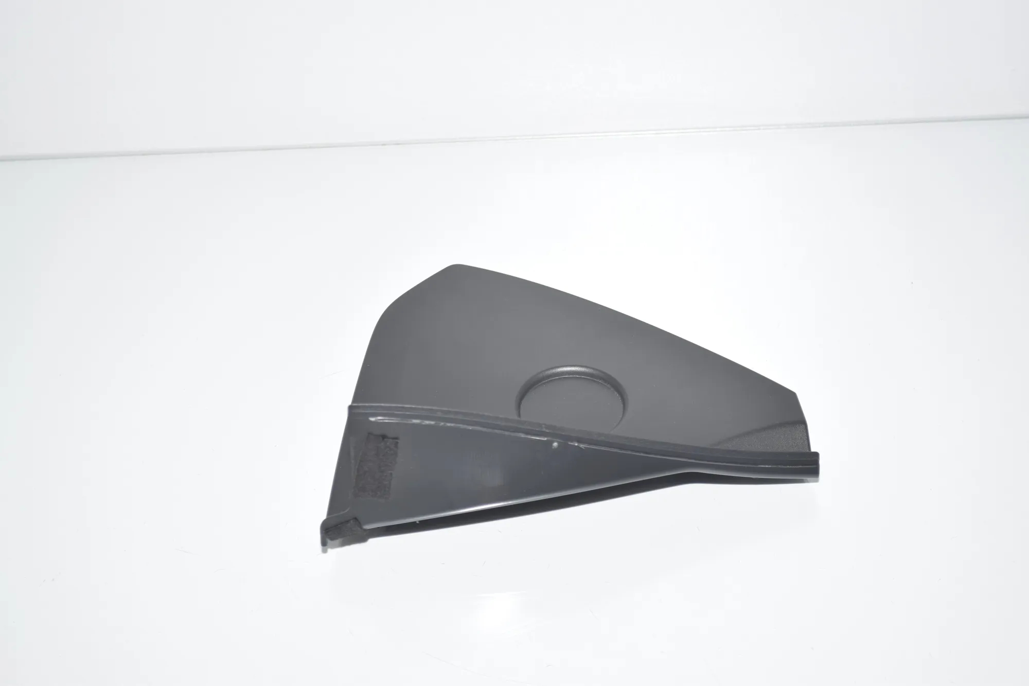 Dashboard Side Trim – OEM 9282991 · BMW i3 (I01) s Electric 2021 – 2