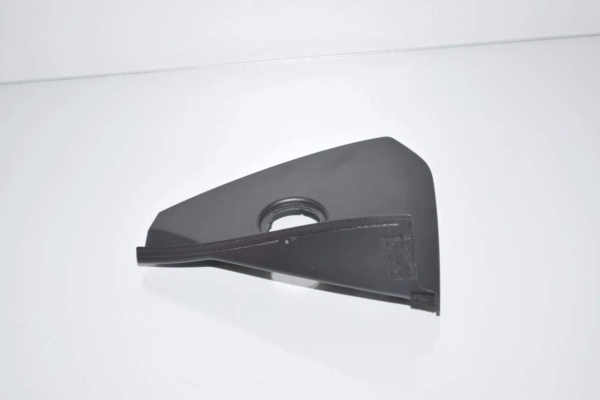 Dashboard Side Trim – OEM 9282993 · BMW i3 (I01) s Electric 2021 – 2