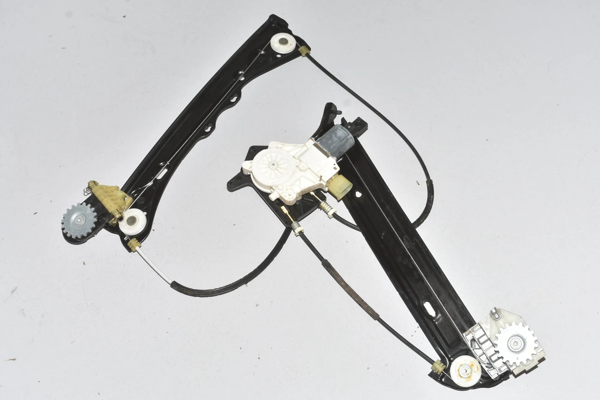 Front Right Door Window Regulator – OEM 51337365260 · BMW 4 Gran Coupe (F36) 420 i 2015 – 3