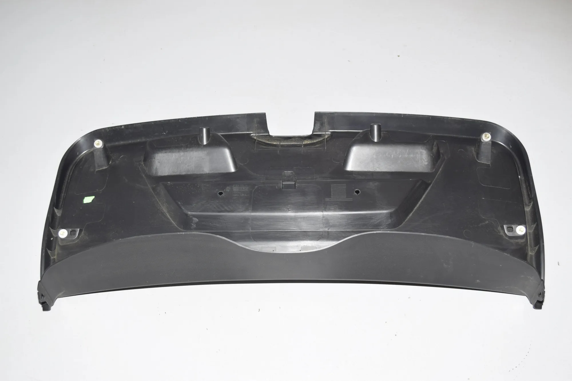 Tailgate Bootlid Cover Trim – OEM 7305089 · BMW i3 (I01) s Electric 2021 – 3