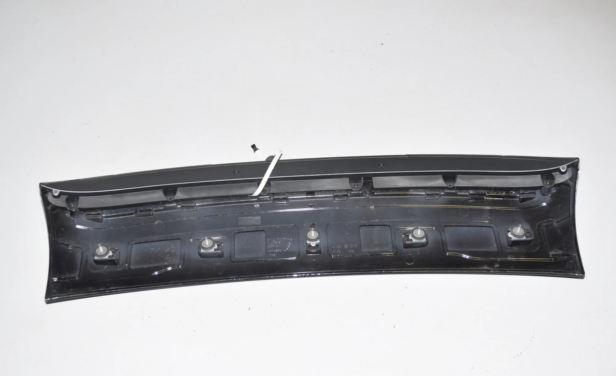Tailgate Bootlid Spoiler – OEM 7305042 · BMW i3 (I01) s Electric 2021 – 5